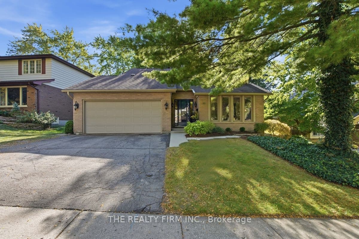 11 SOMERSET Crescent, London South, ON N6K 3L6