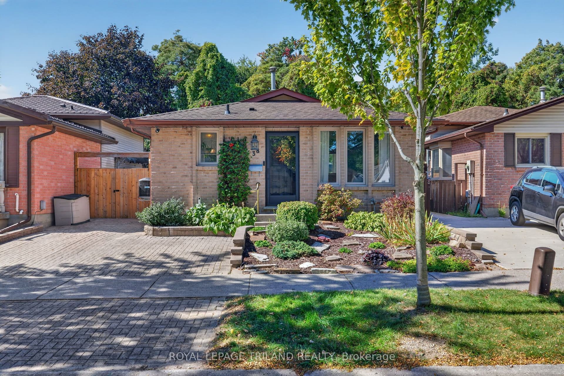 38 Caprice Crescent, London East, ON N5V 3M2