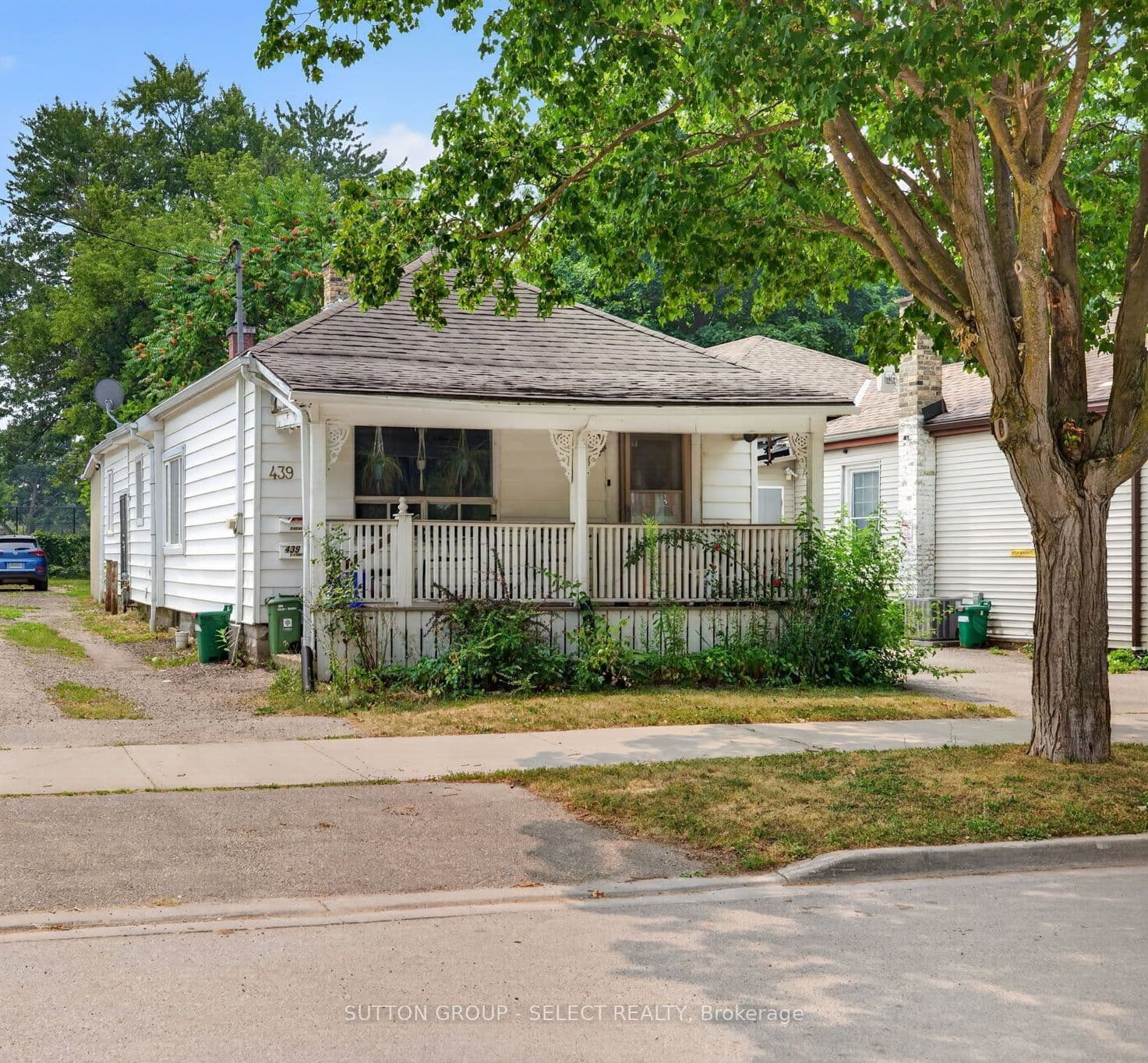 439 South Street, London East, ON N6B 1C1