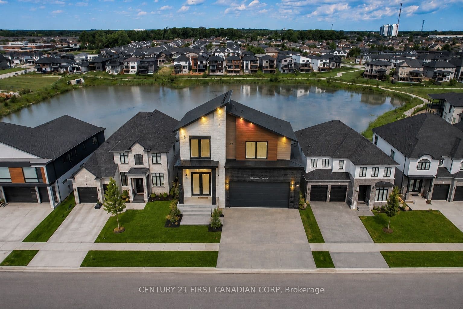 1535 Medway Park Drive, London North, ON N6G 0Z6