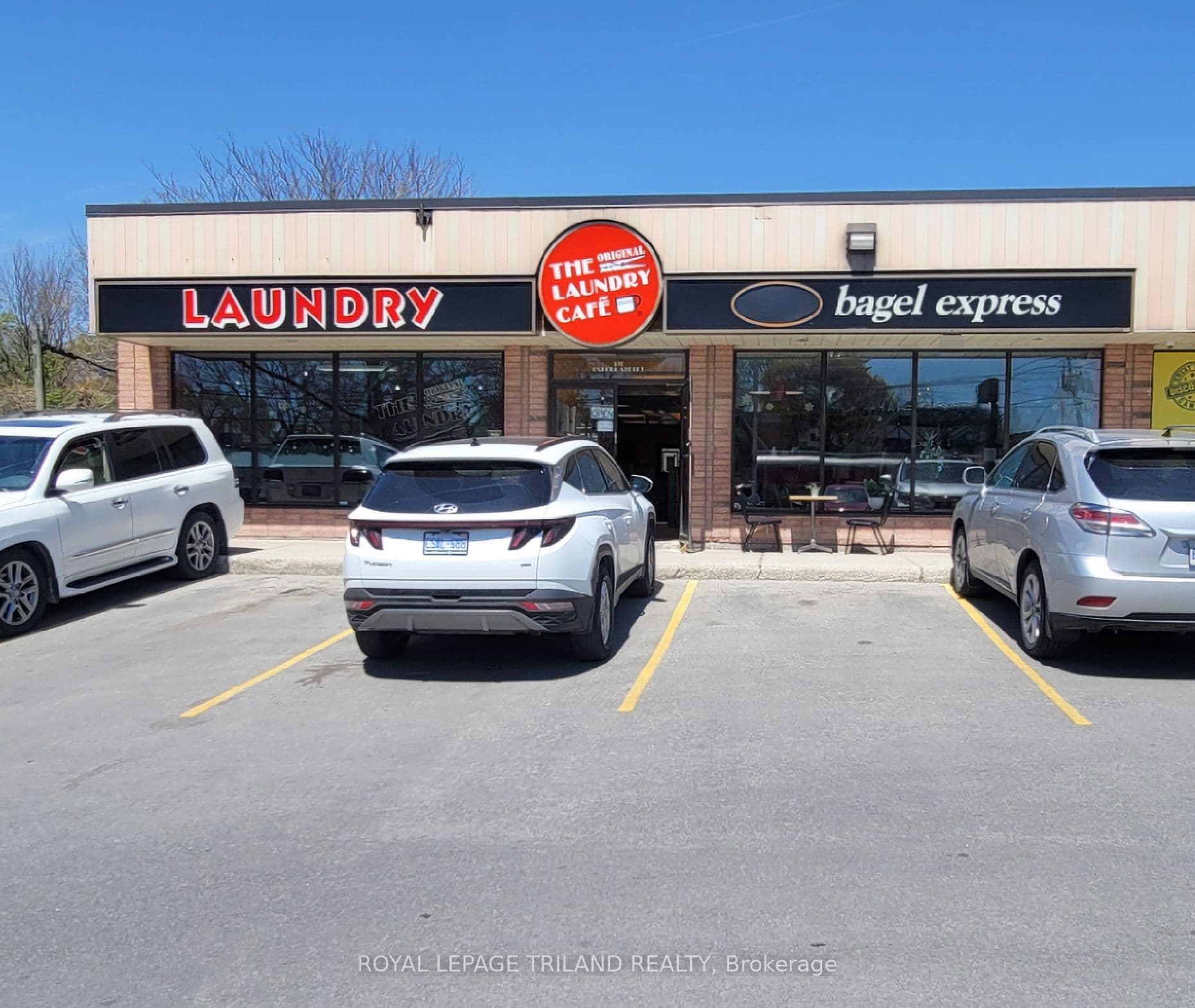 590 Oxford Street E, London North, ON N5Y 3J1