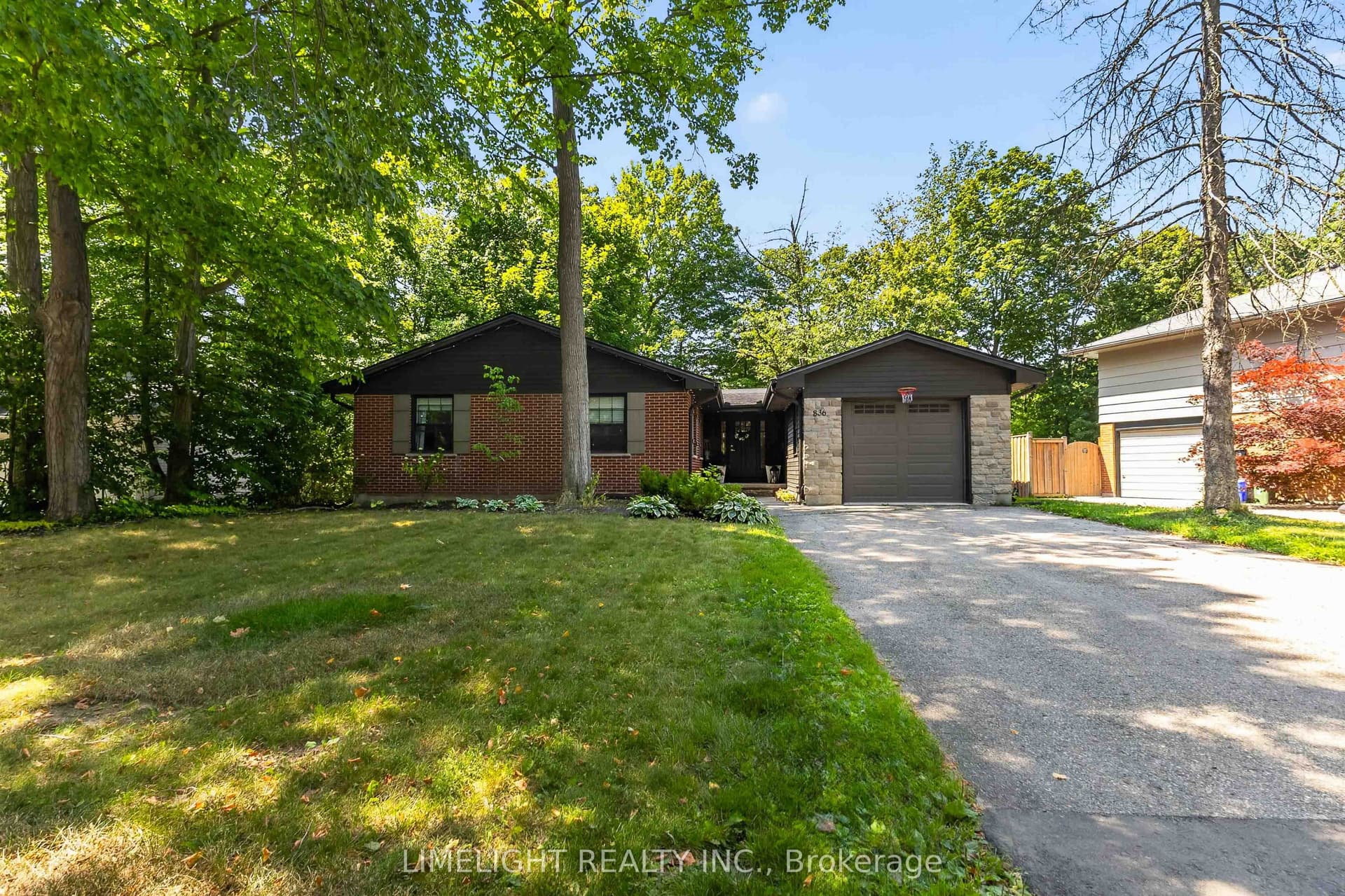836 Manchester Road, London North, ON N6H 4J6