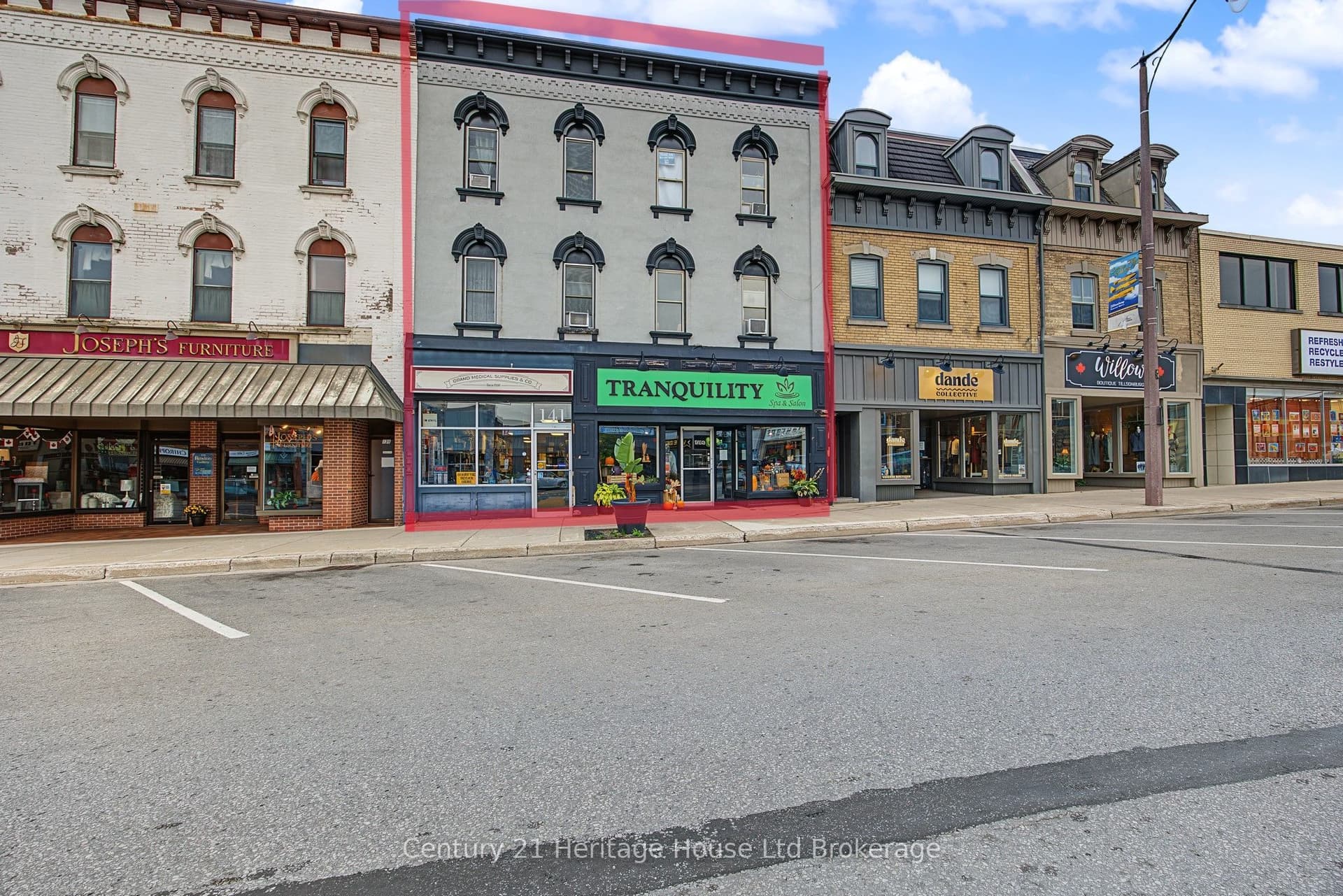 141-143 Broadway Street, Tillsonburg, ON N4G 3P7