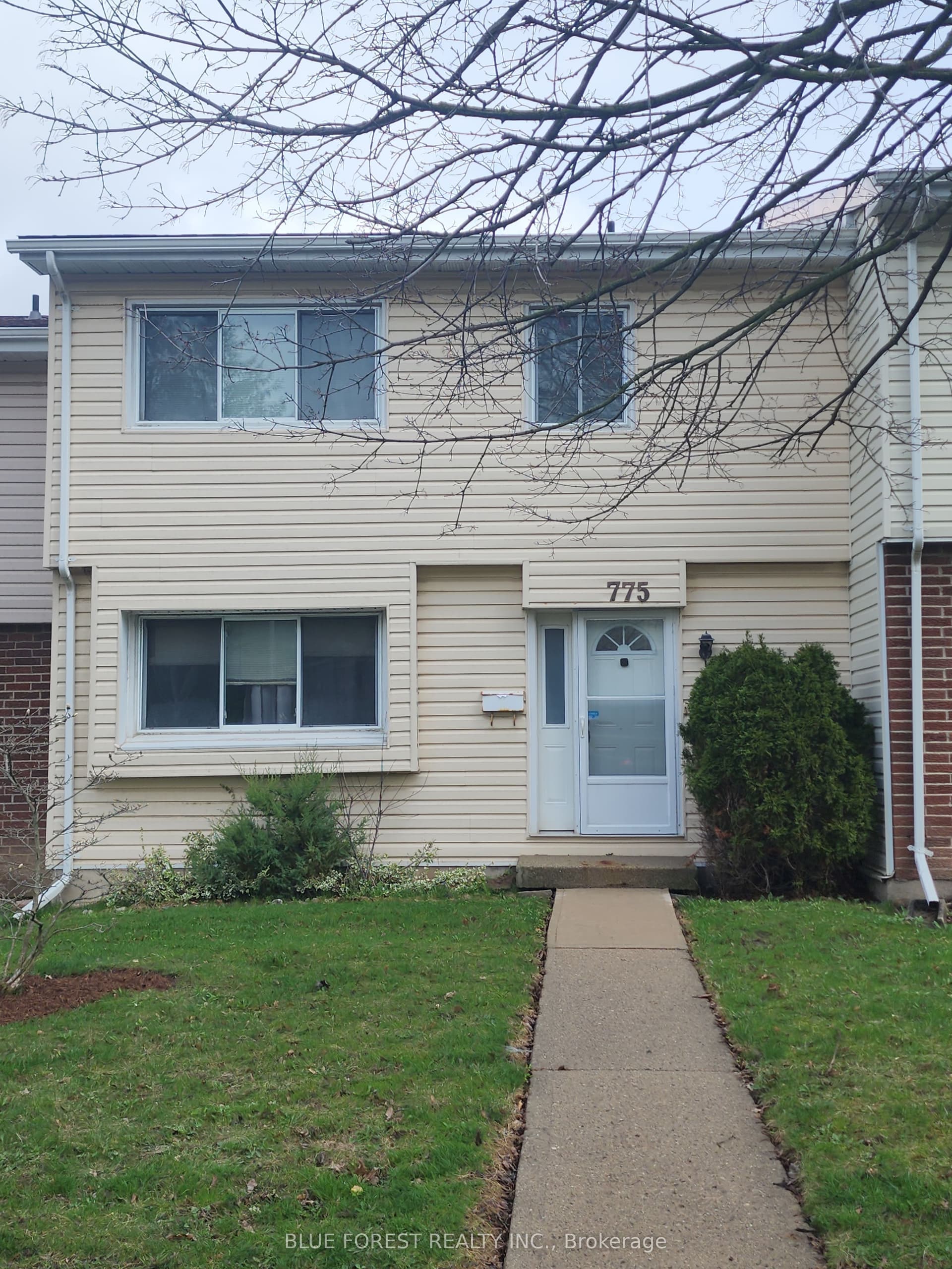 775 Wilkins Street 75, London South, ON N6C 4Z9