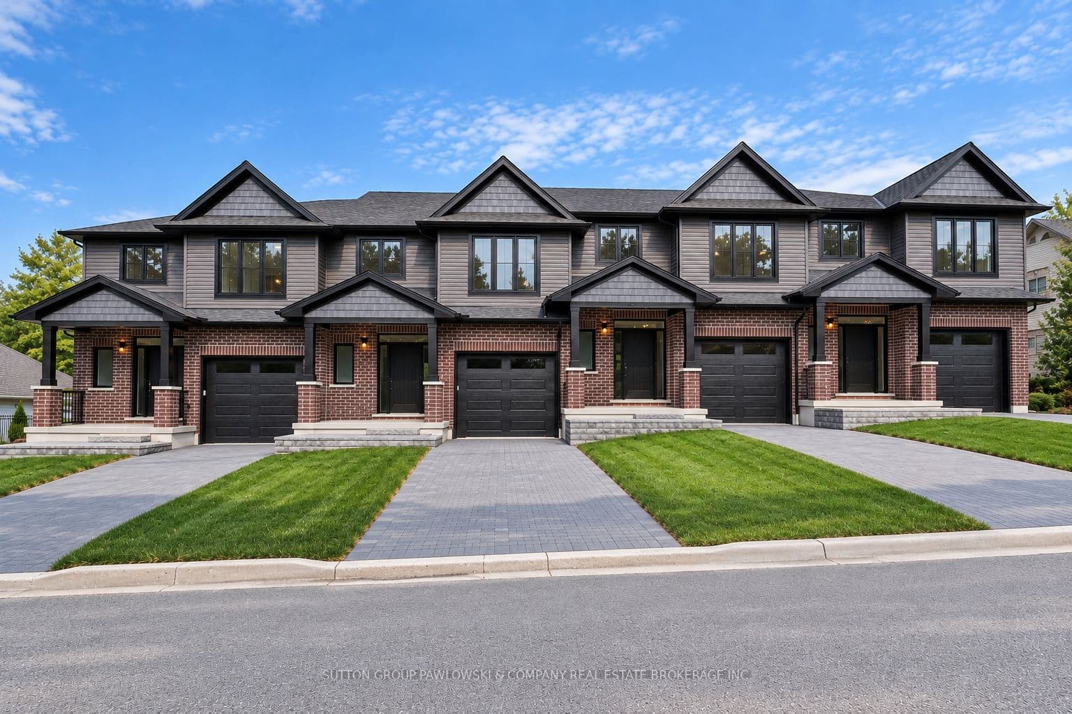 414 Old Wonderland Road 1, London South, ON N6K 3R2