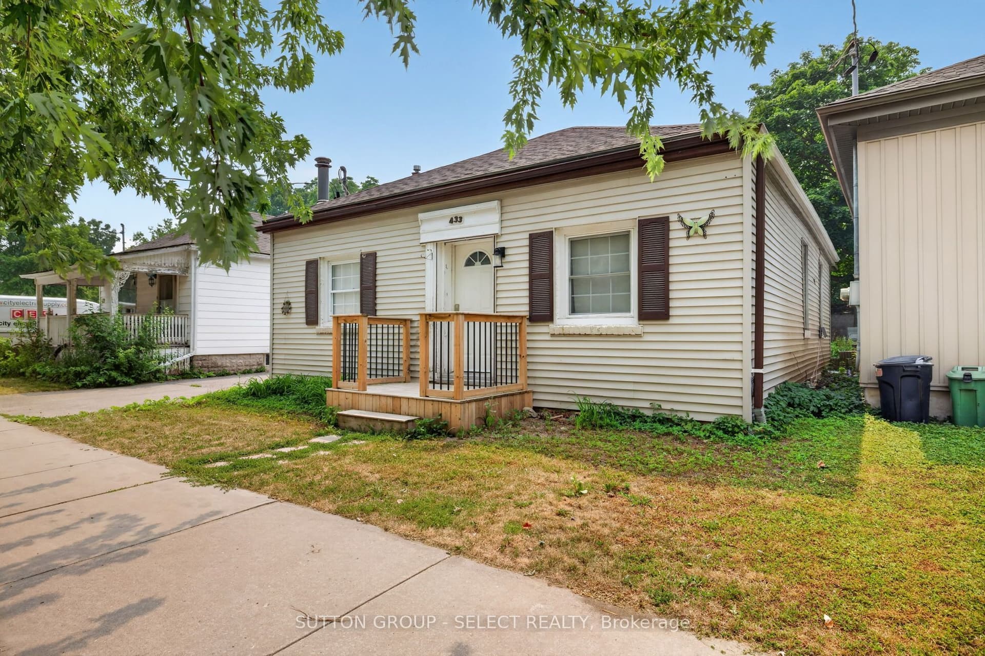 433 South Street, London East, ON N6B 1C1
