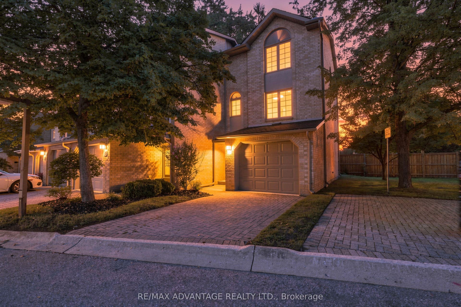 1399 Commissioners Road W 1, London South, ON N6K 4G9