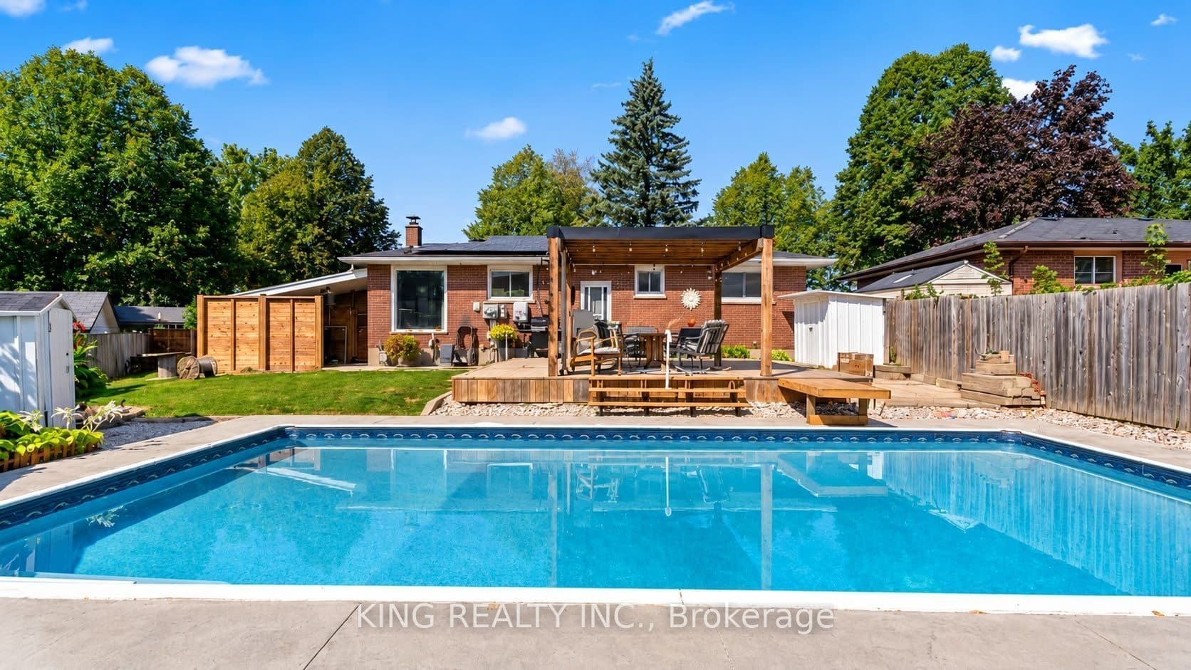 6 Genevive Crescent, London East, ON N5Y 4A8