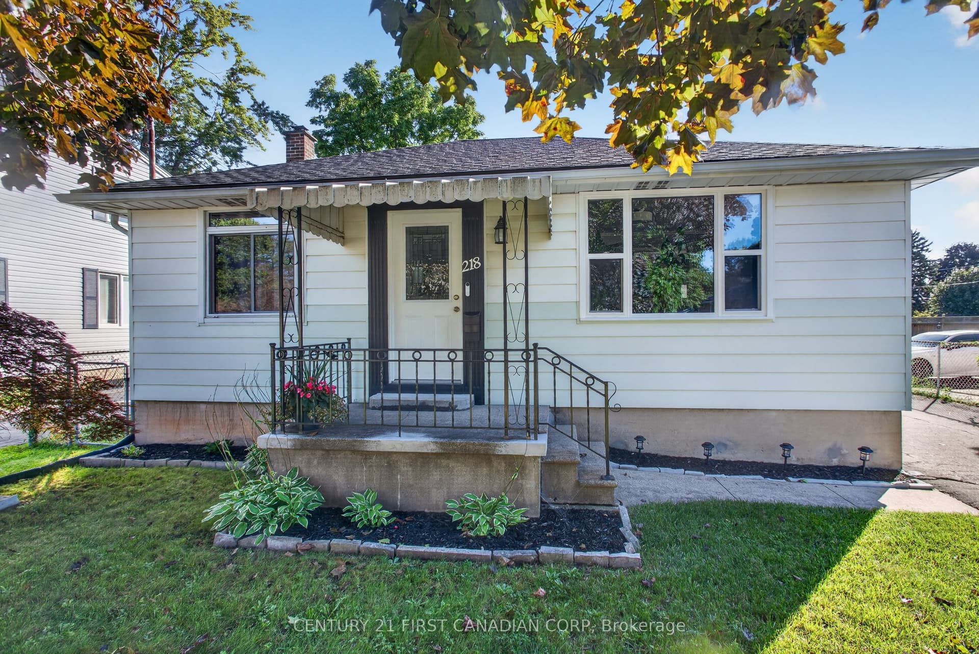 218 Vancouver Street, London East, ON N5W 4R8