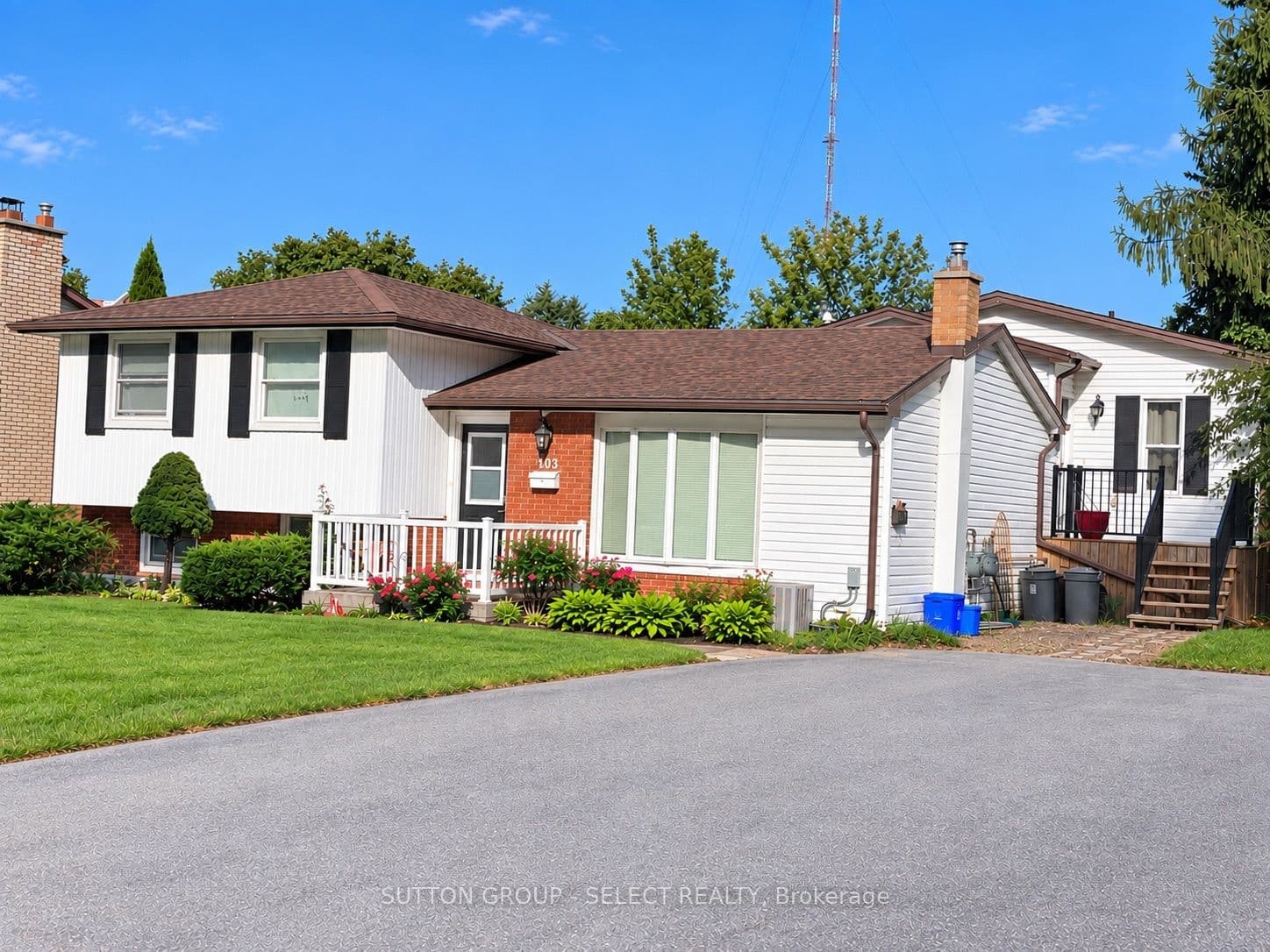 103 Westbury Avenue, London South, ON N6J 3G3