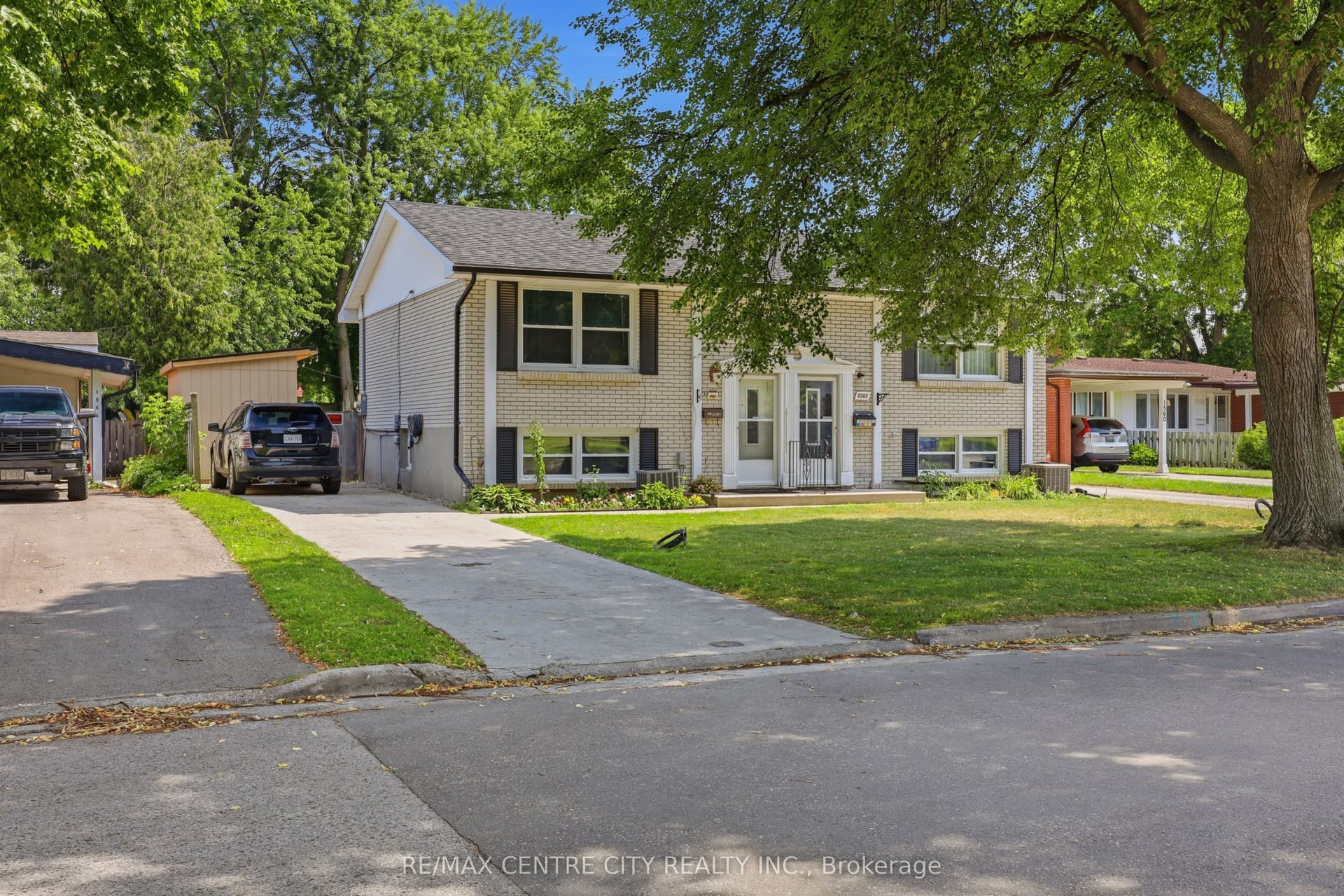 1564 Nairn Avenue, London East, ON N5V 2P2