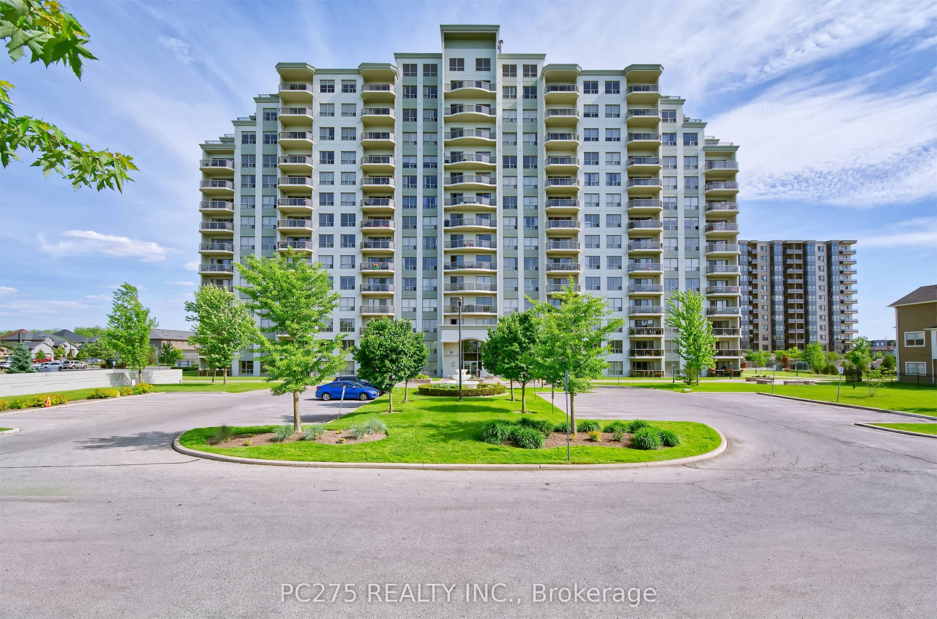 1030 Coronation Drive 602, London North, ON N6G 0G5