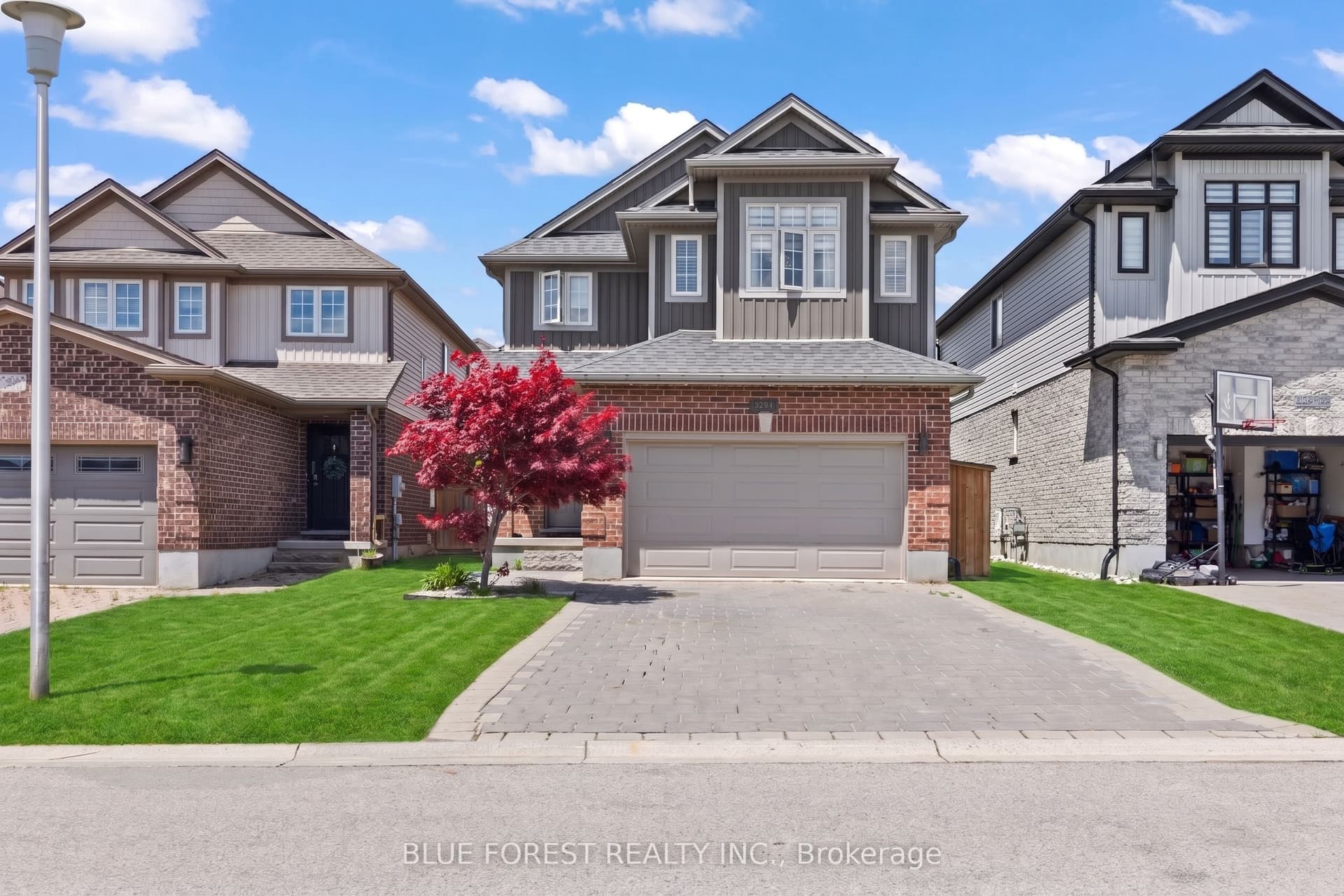 3293 Casson Way, London South, ON N6L 0B9