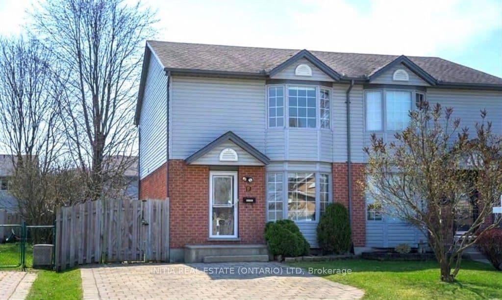 12 Daybreak Drive, London East, ON N5V 4V7