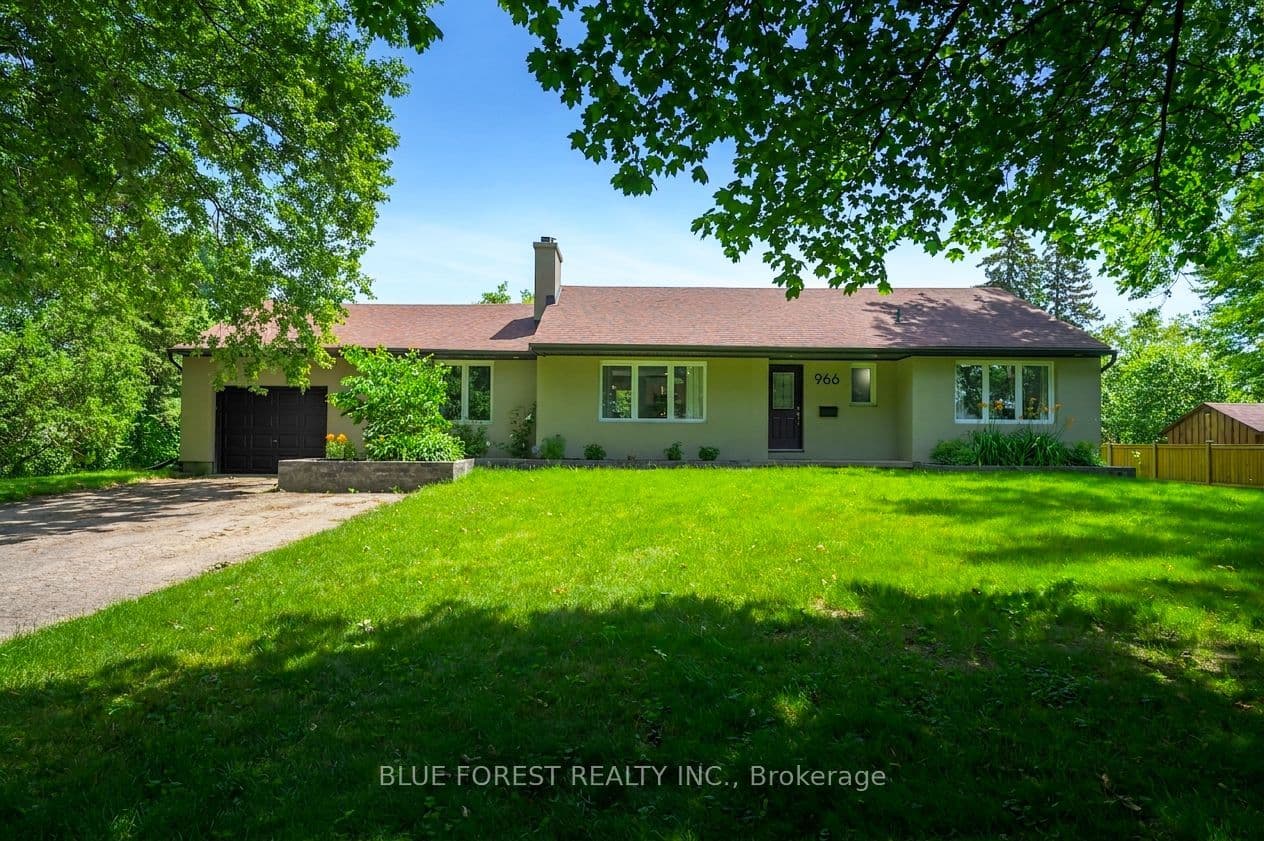 966 Glenbanner Road, London South, ON N6E 1N2