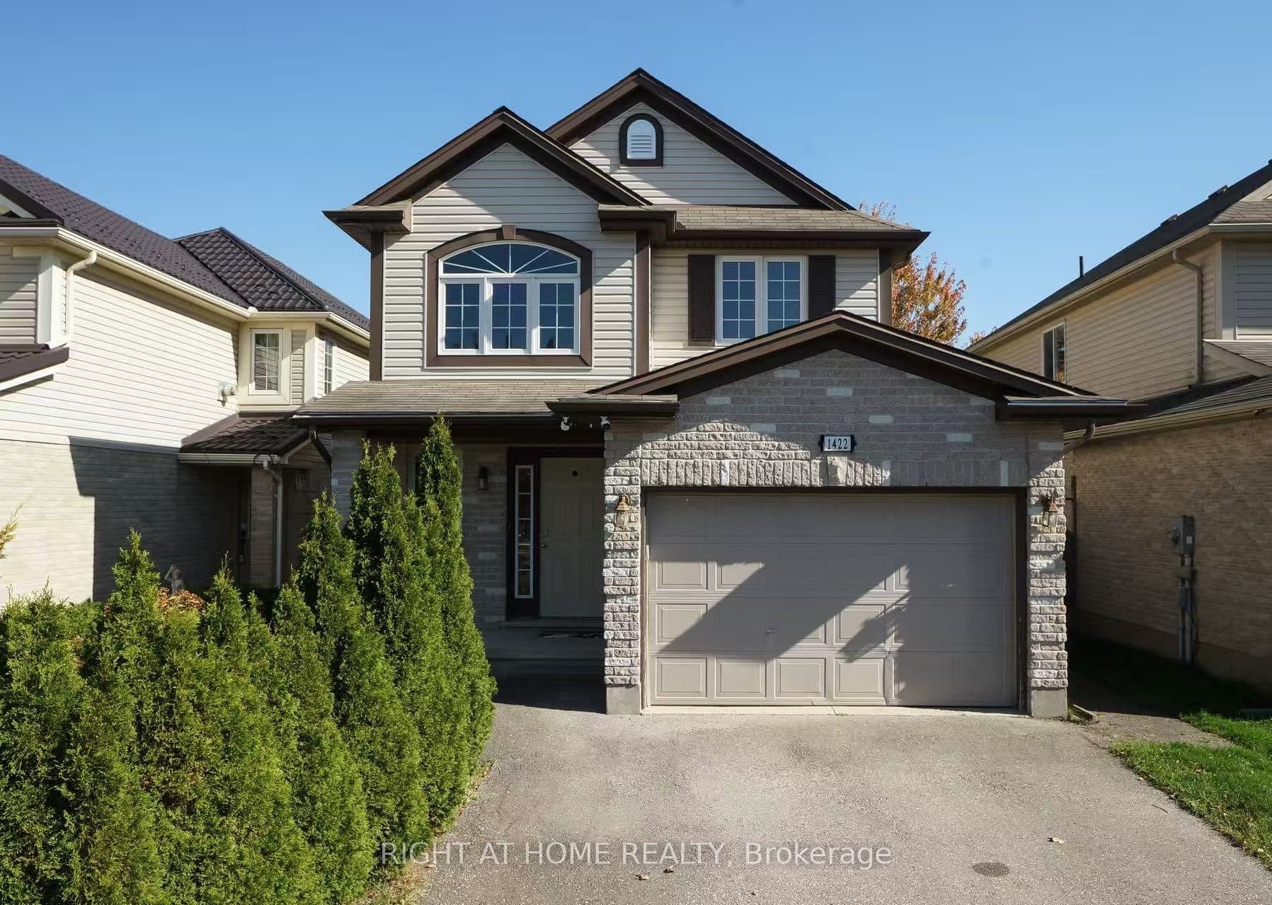 1422 Mickleborough Drive, London North, ON N6G 5R5