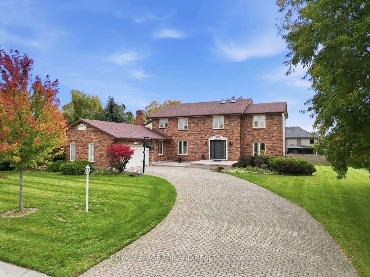 716 Franklinway Crescent, London North, ON N6G 5C8