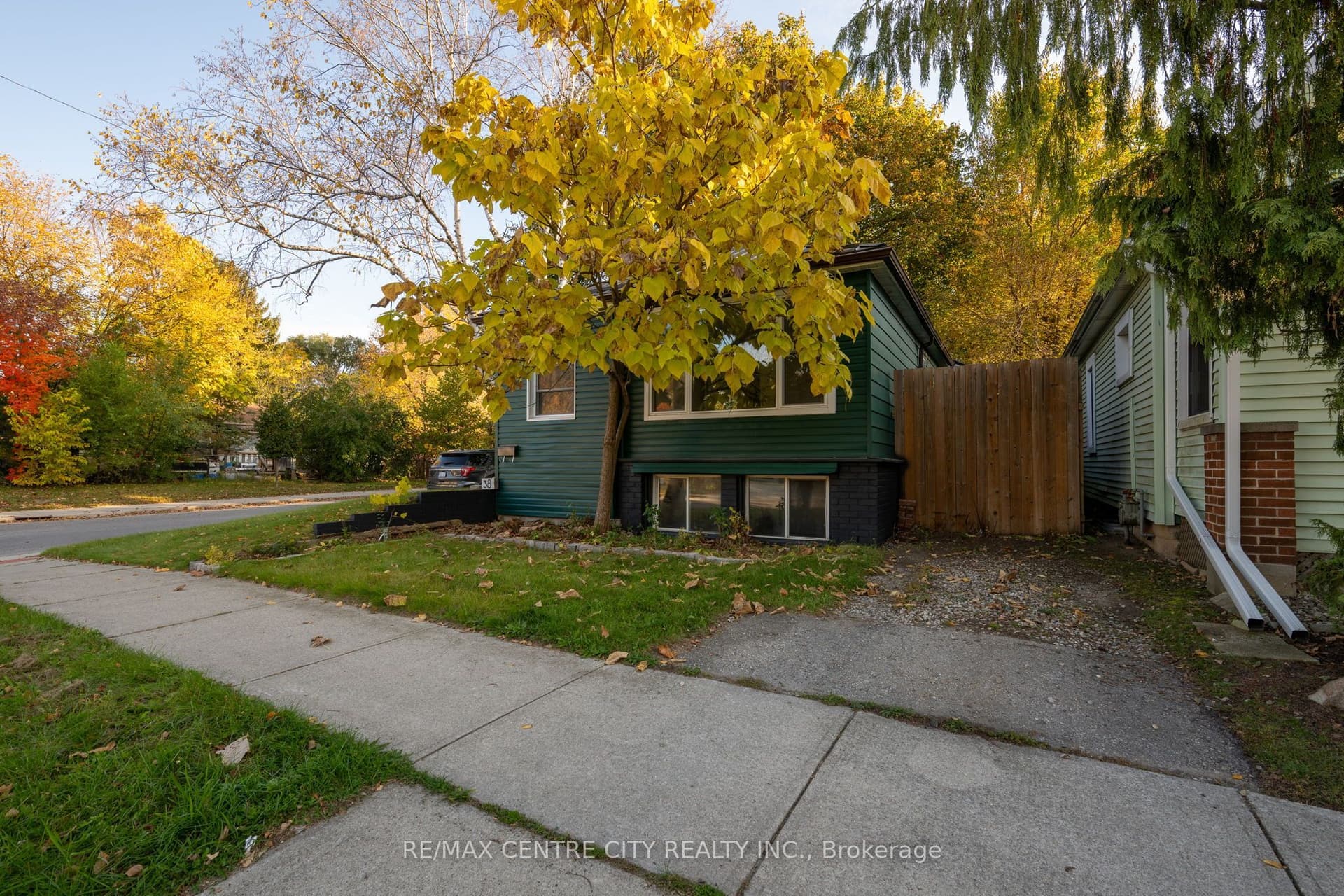 38 Boullee Street, London East, ON N5Y 1T4
