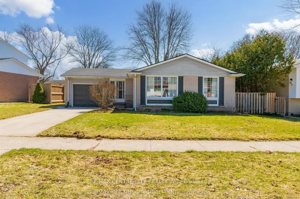 1102 Prince Philip Drive, London North, ON N6H 4E5