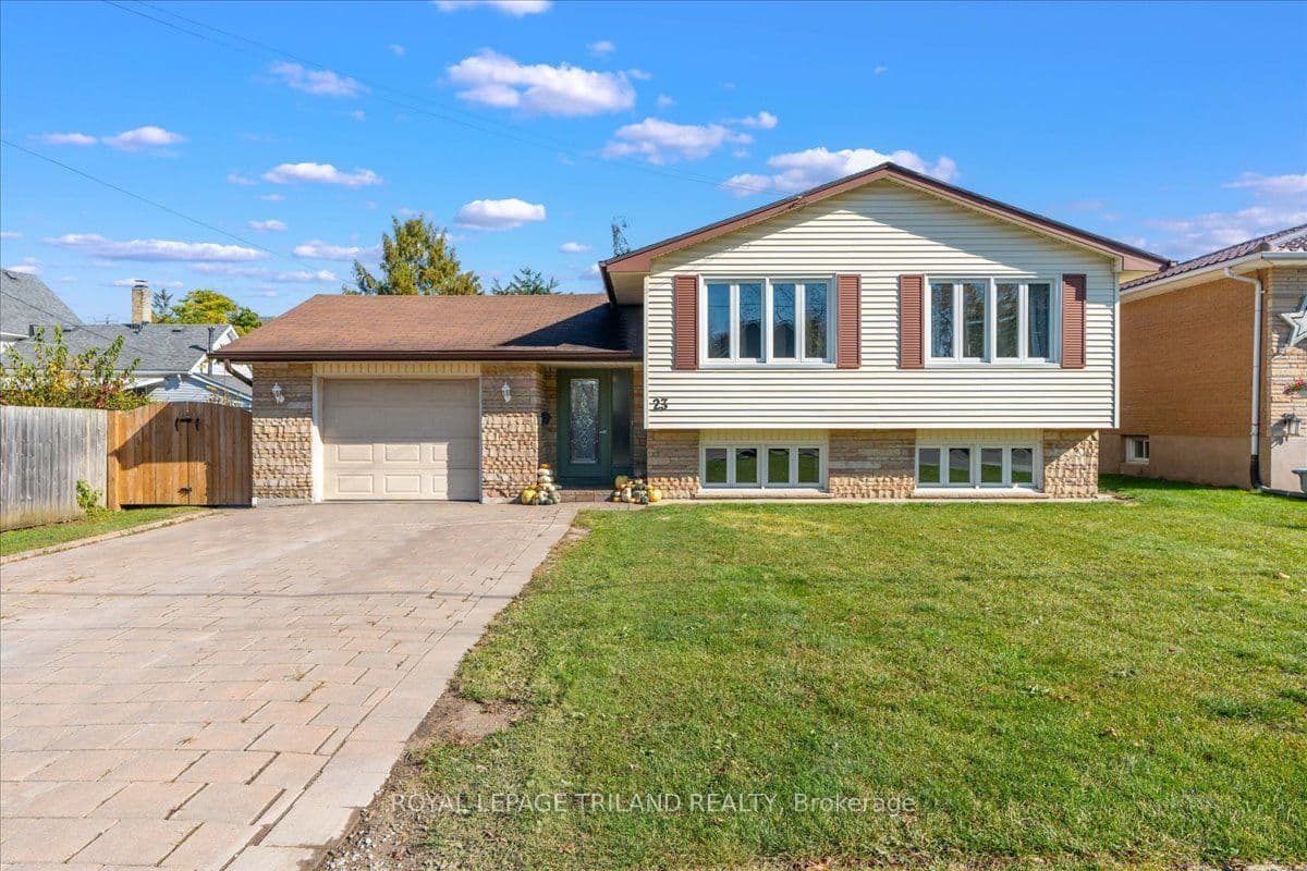 23 Milliner Street, Strathroy-Caradoc, ON N7G 2Z3