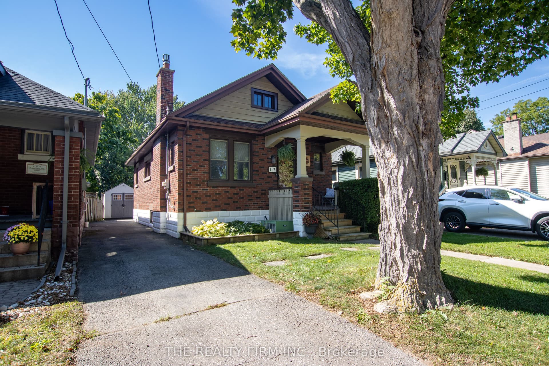 117 Thornton Avenue, London East, ON N5Y 2Y6
