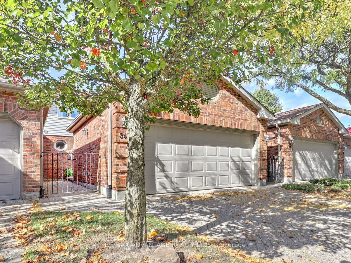 70 Sunnyside Drive 34, London North, ON N5X 3W4