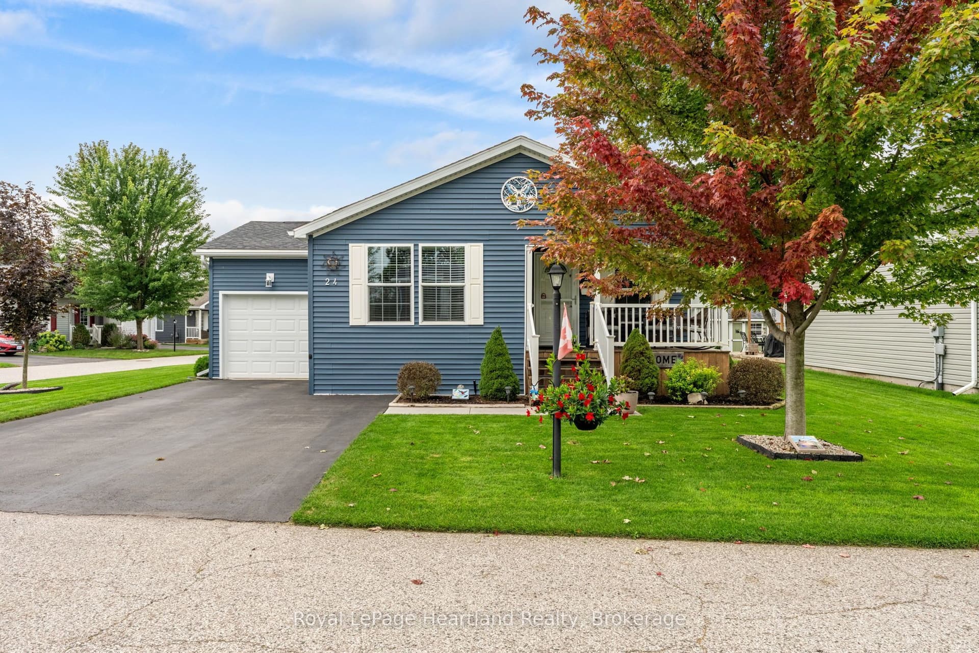 24 Kellestine Drive, Strathroy-Caradoc, ON N7G 0C5