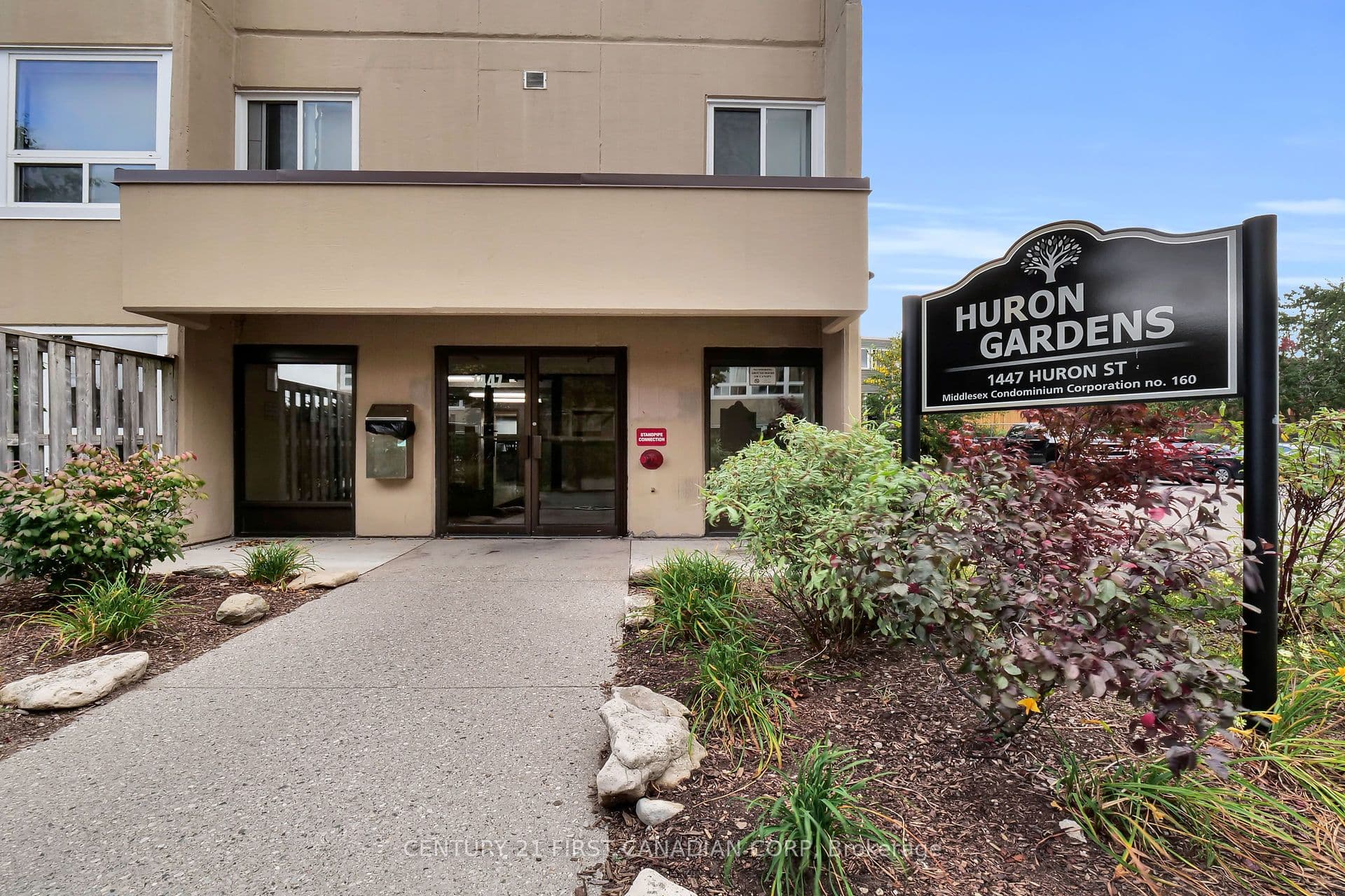 1447 Huron Street 212, London East, ON N5V 2E6