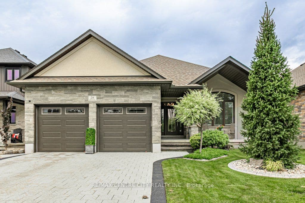 26 Elwood Street, Strathroy-Caradoc, ON N7G 3H3
