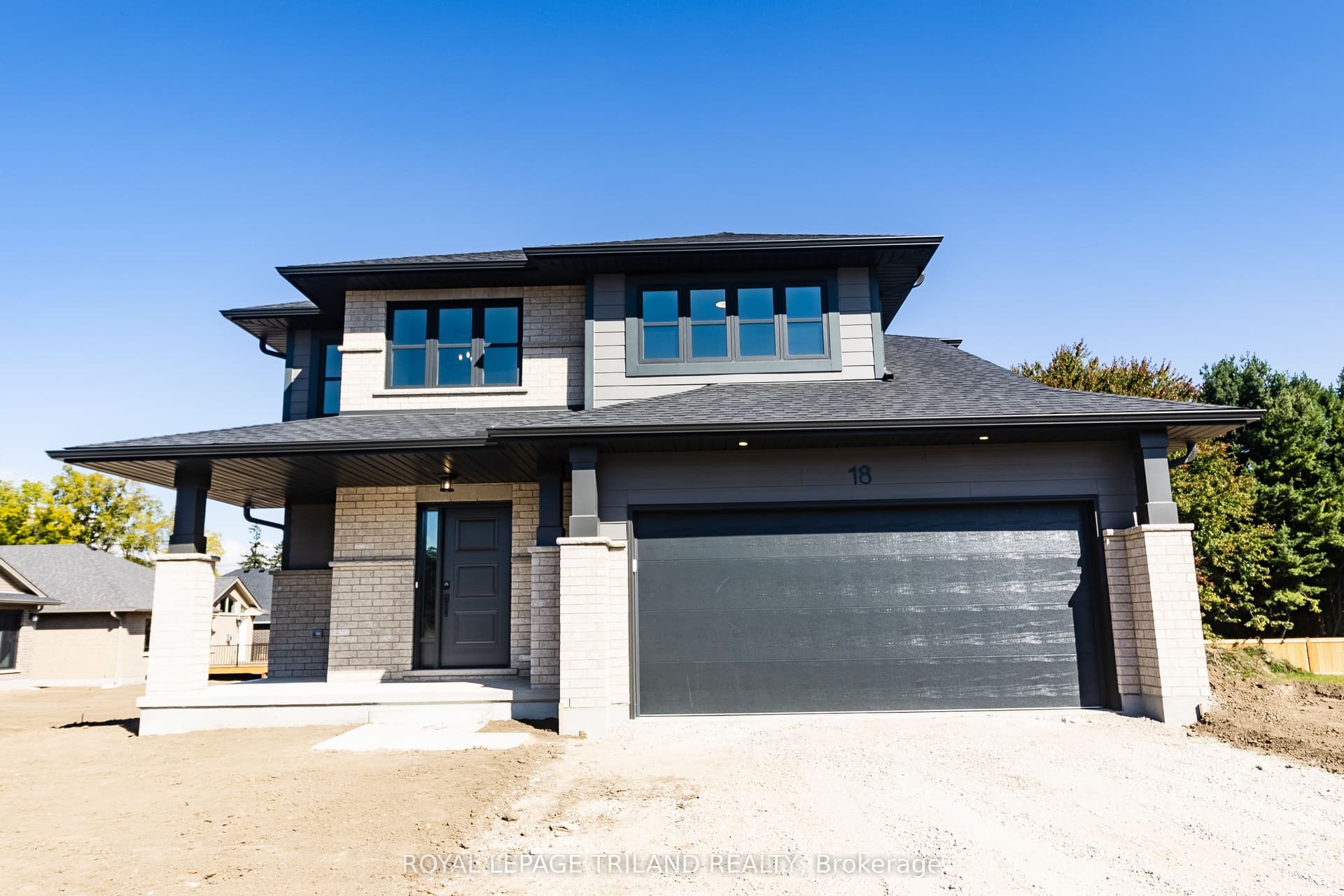 18 HAWKS Gate, Central Elgin, ON N5R 0R2