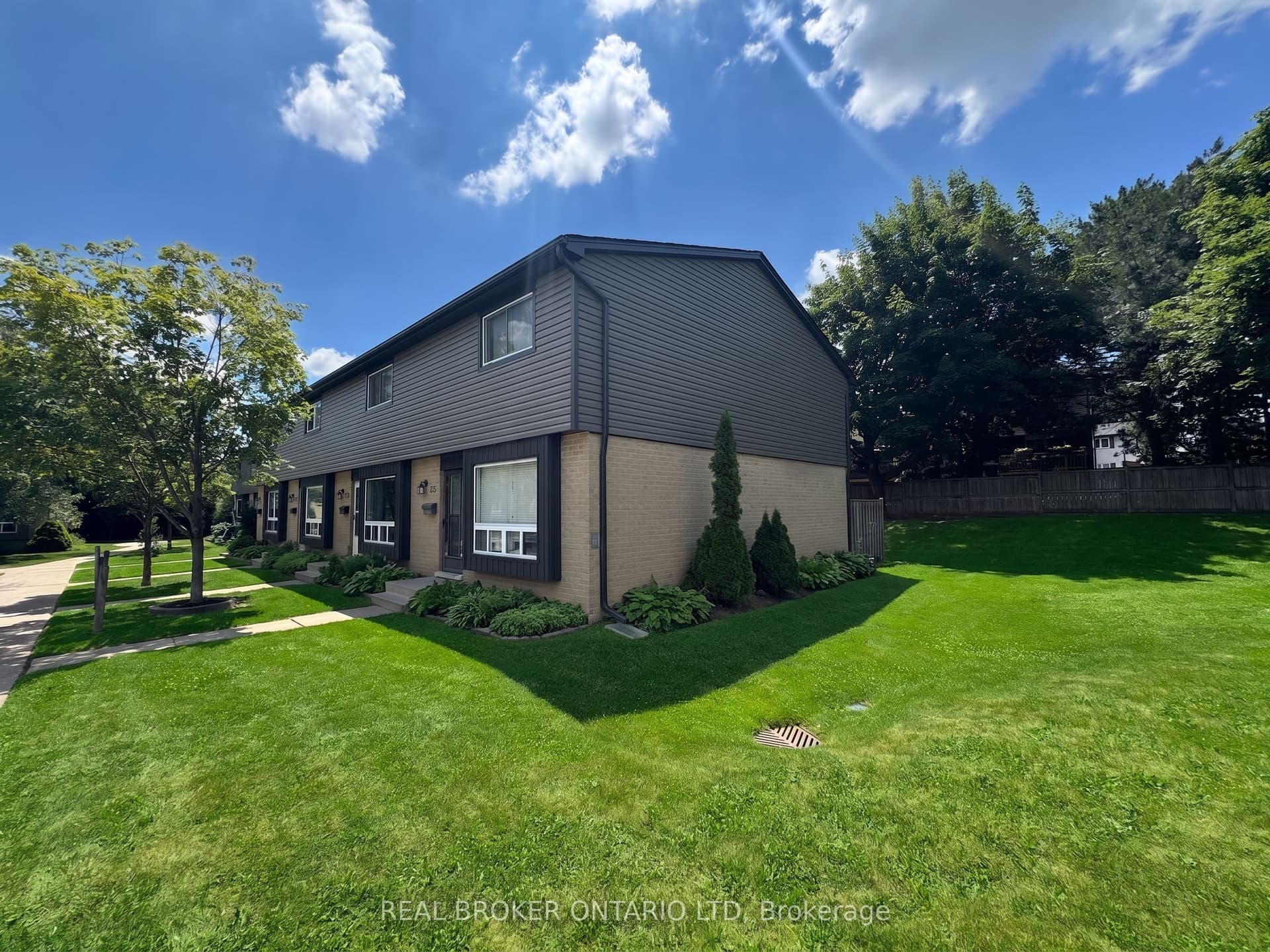 475 Sandringham Crescent 25, London South, ON N6C 5B9