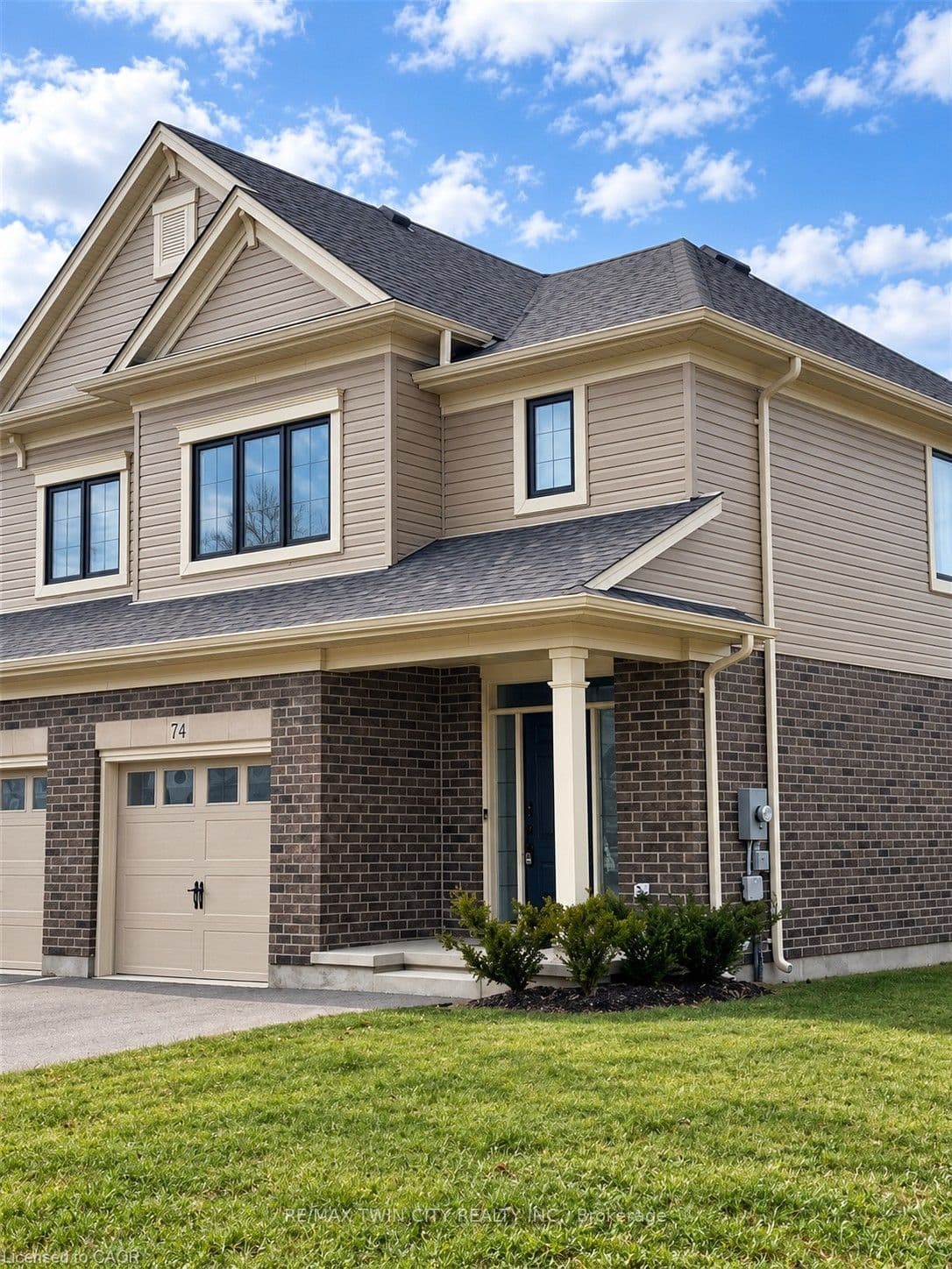 74 Keba Crescent, Tillsonburg, ON N4G 0K7