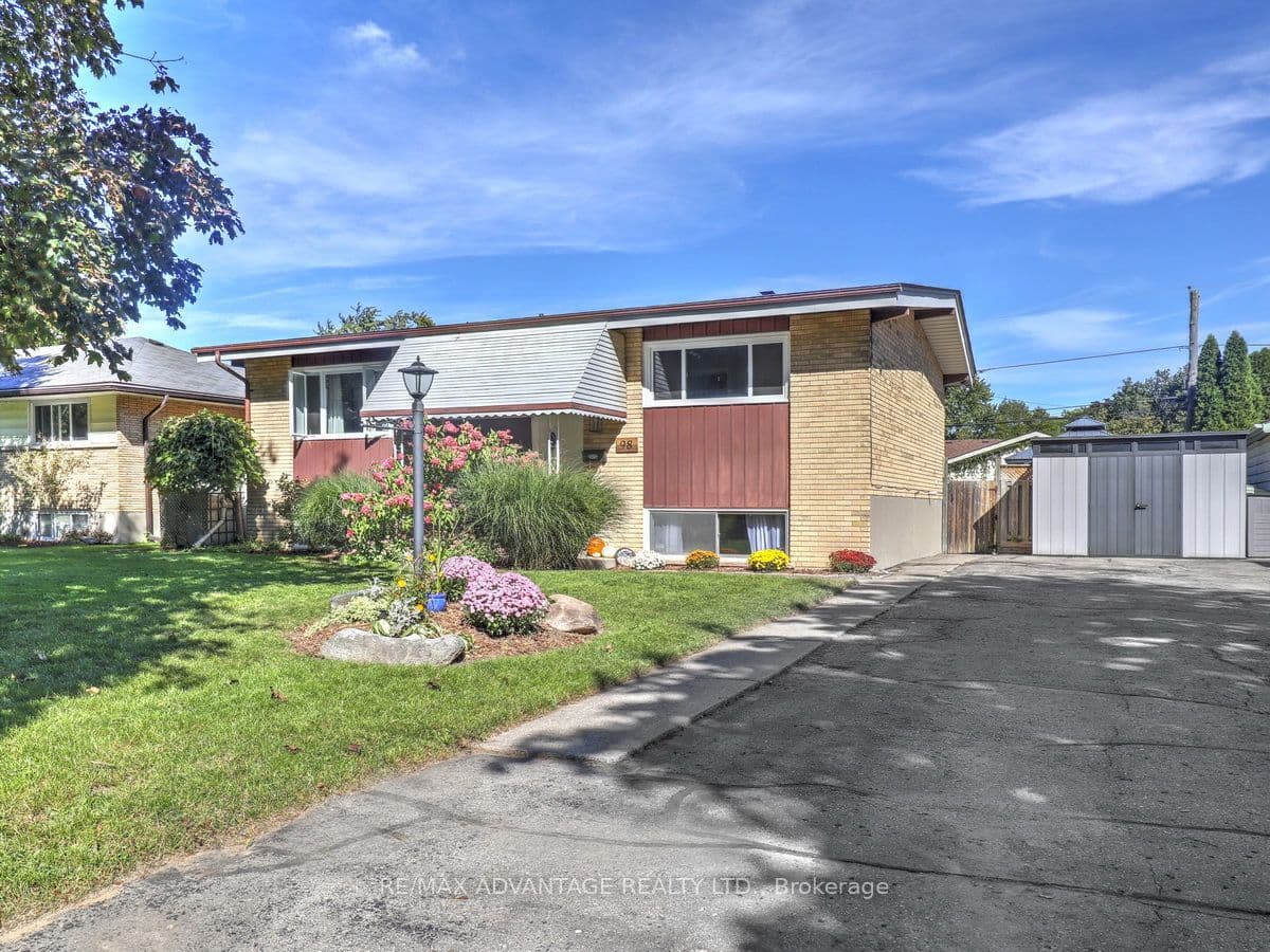 98 Goldwick Crescent, London East, ON N5V 2L1