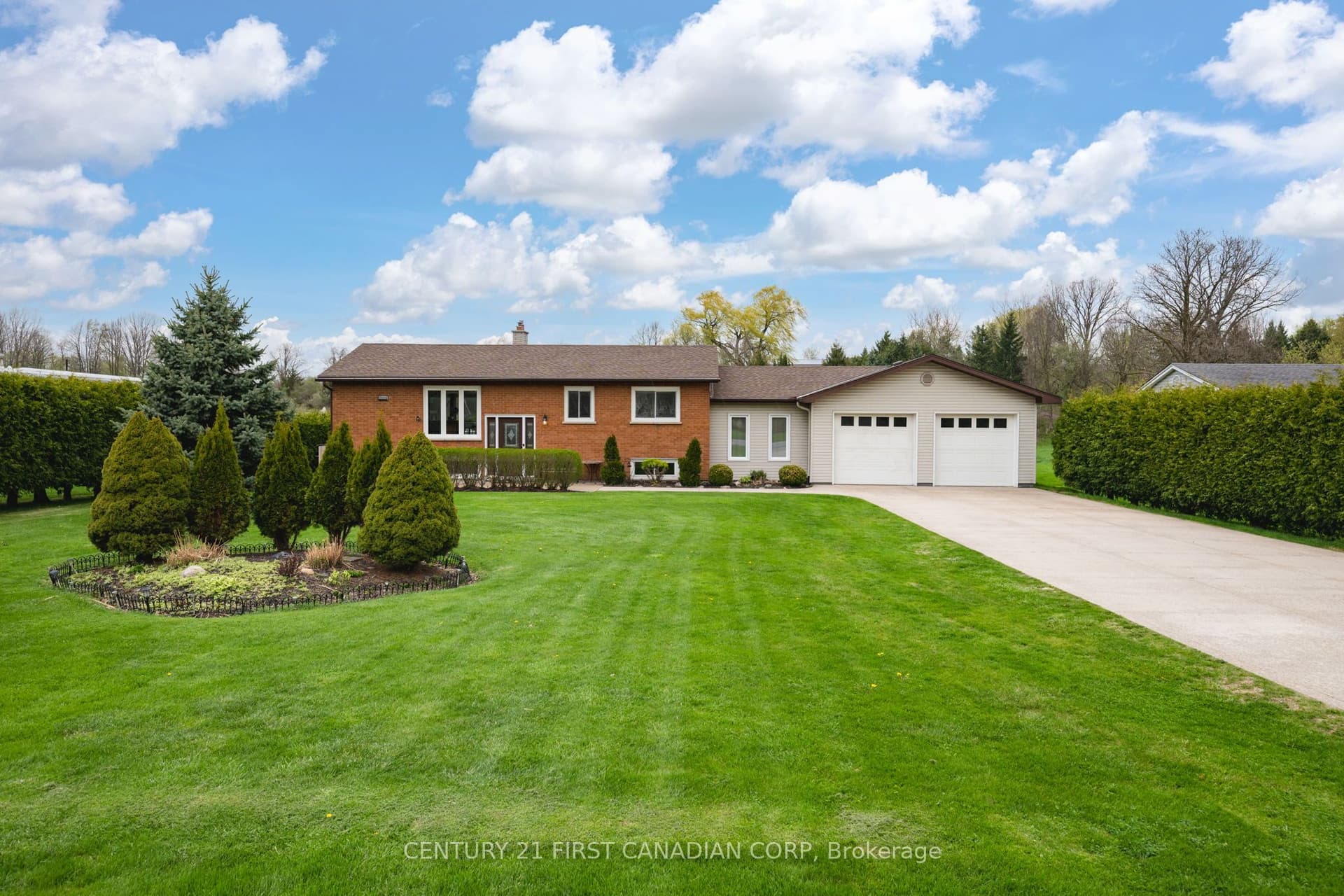 2720 Catherine Street, Thames Centre, ON N0L 1G4