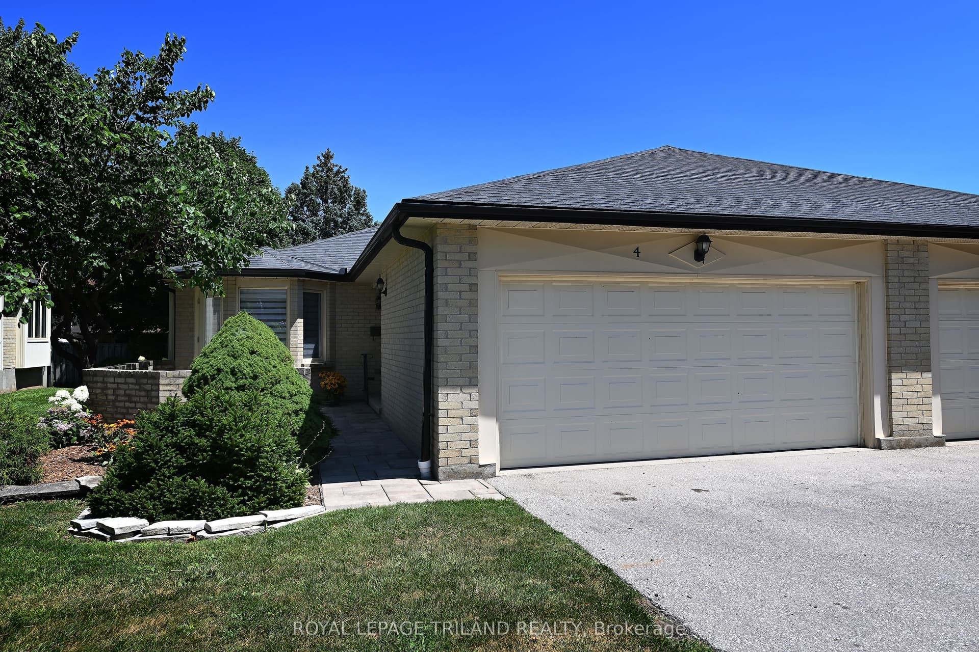 94 Pine Valley Gate 4, London South, ON N6J 4P7