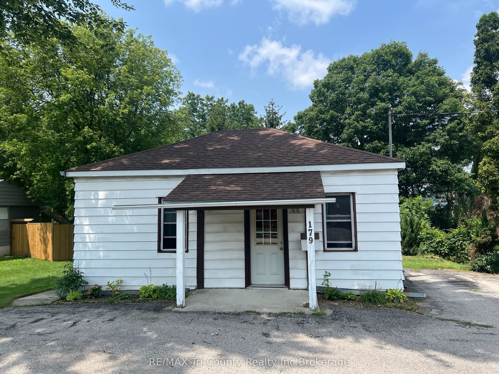 179 Charles Street E, Ingersoll, ON N5C 1J9