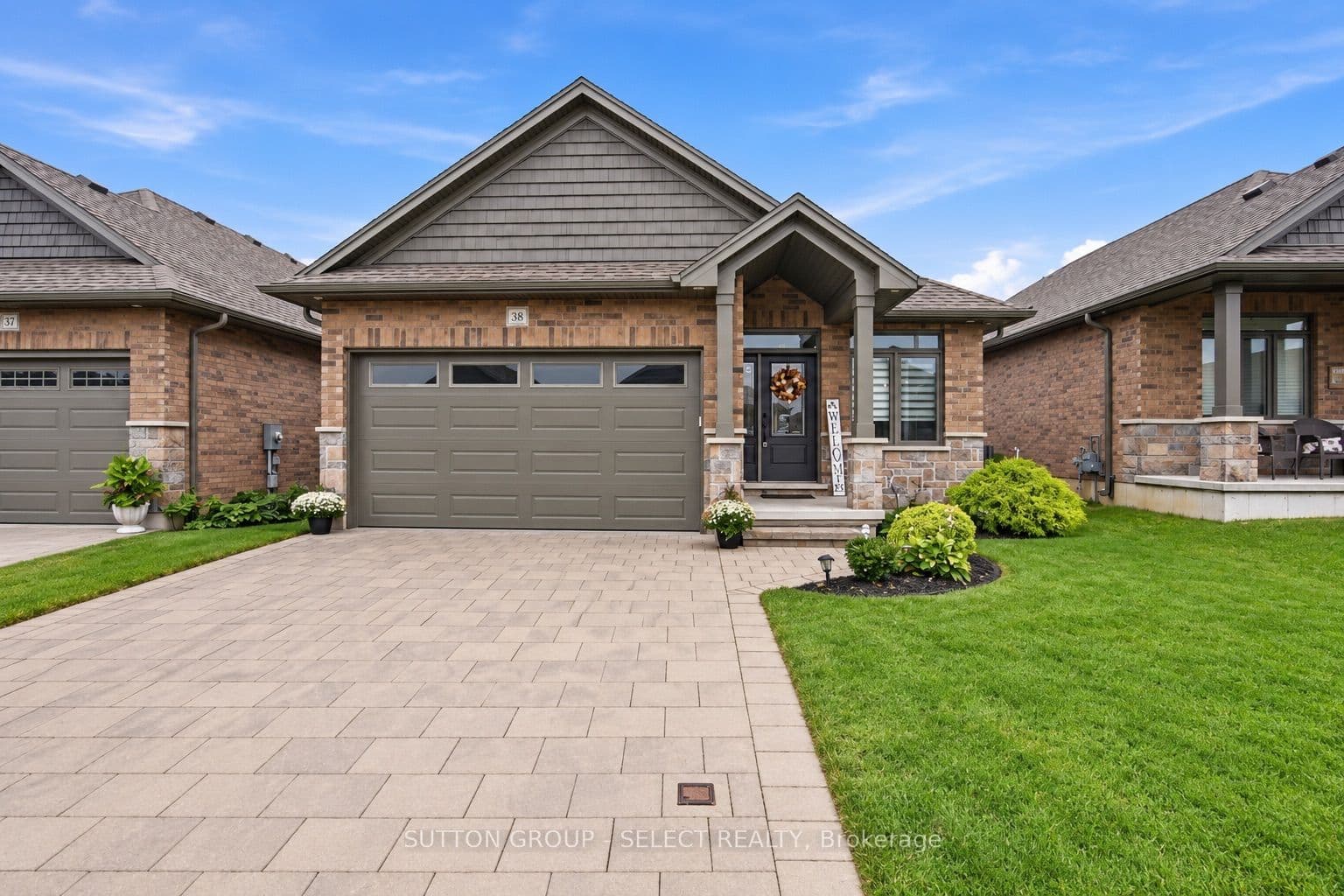 159 COLLINS Way 38, Strathroy-Caradoc, ON N7G 0E5