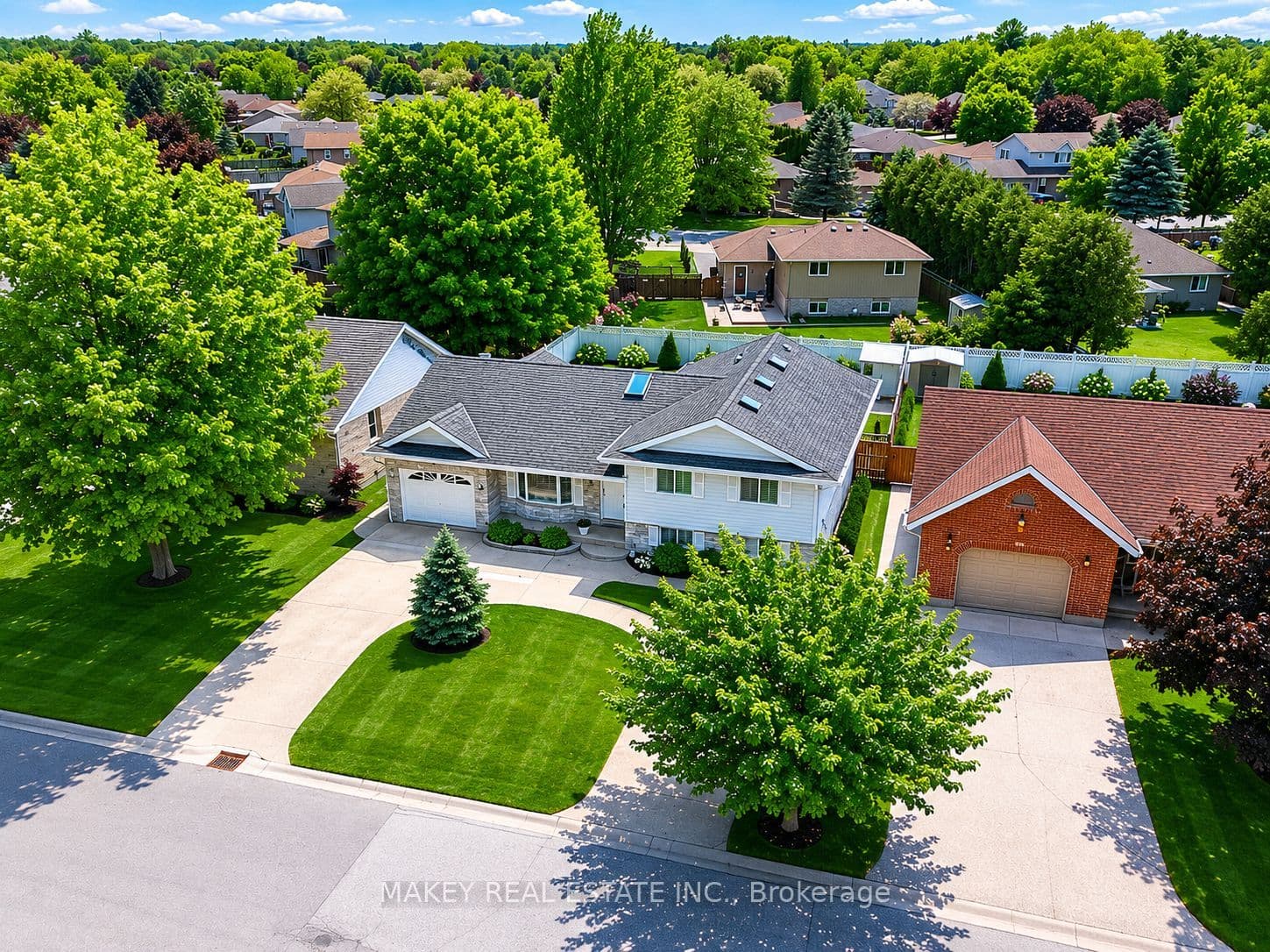 102 Allen Street, Tillsonburg, ON N4G 5K1