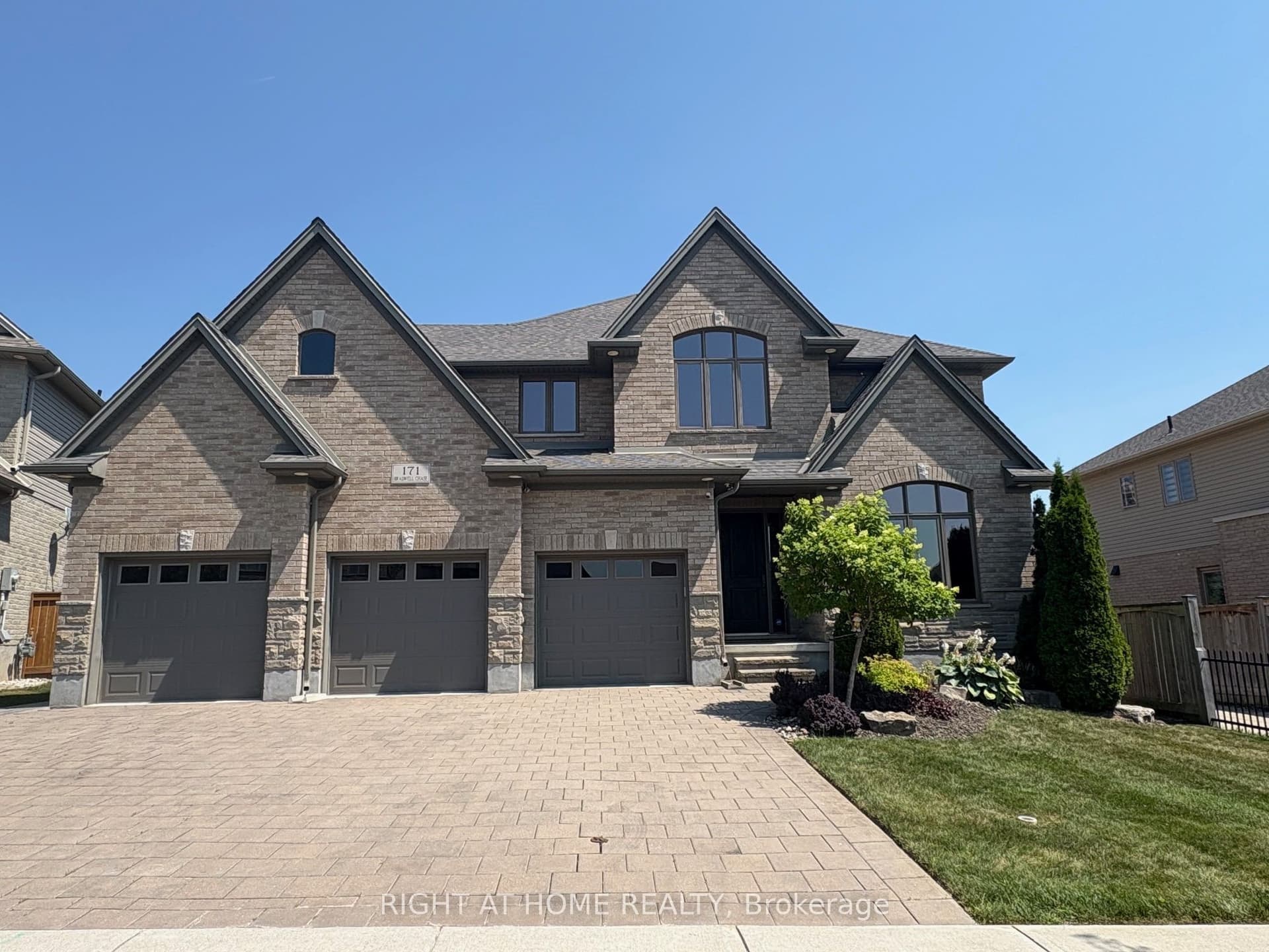 171 Bradwell Chase, London North, ON N6G 0P2
