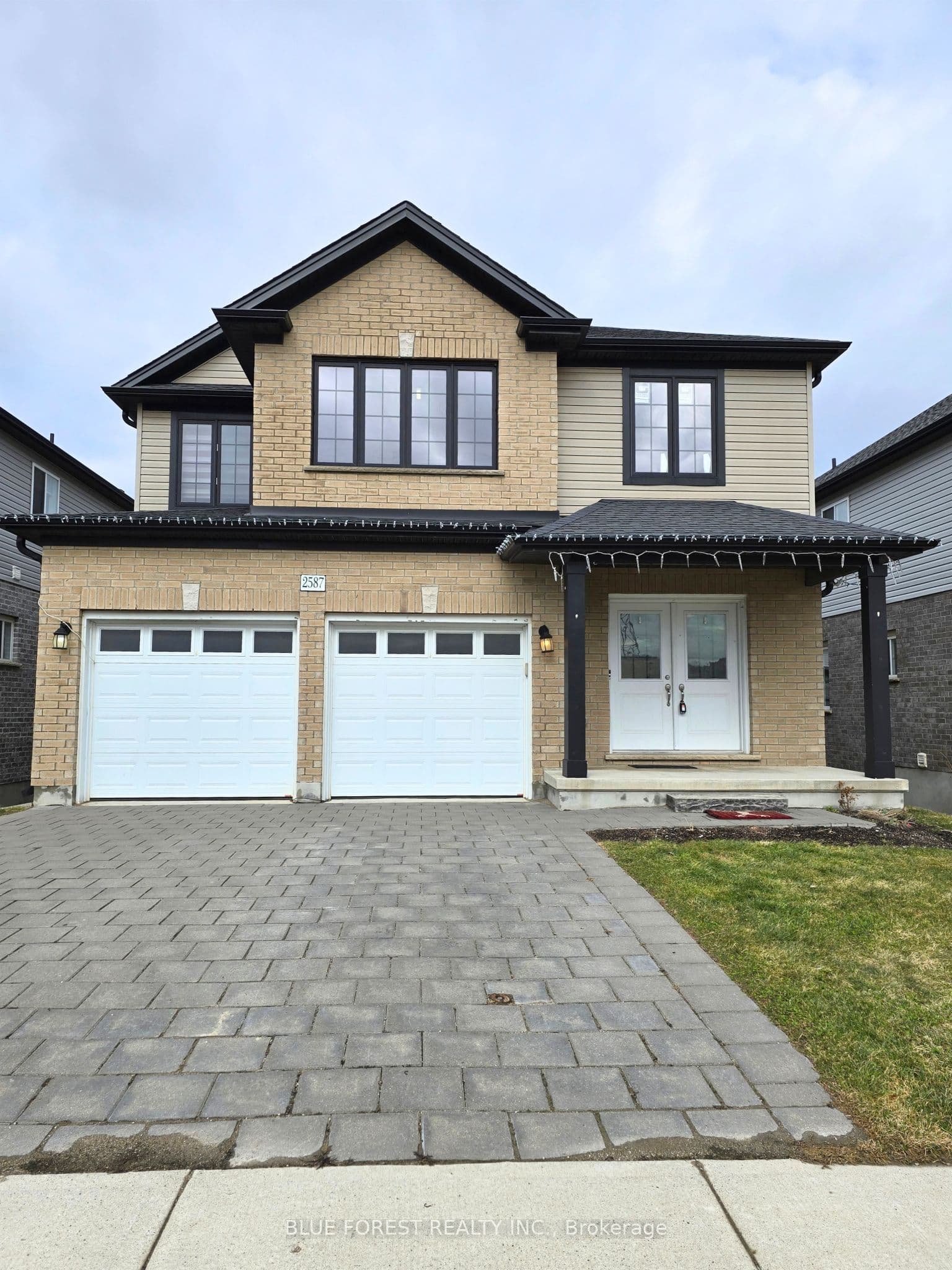 2587 Sheffield Boulevard 23, London South, ON N6M 0G4
