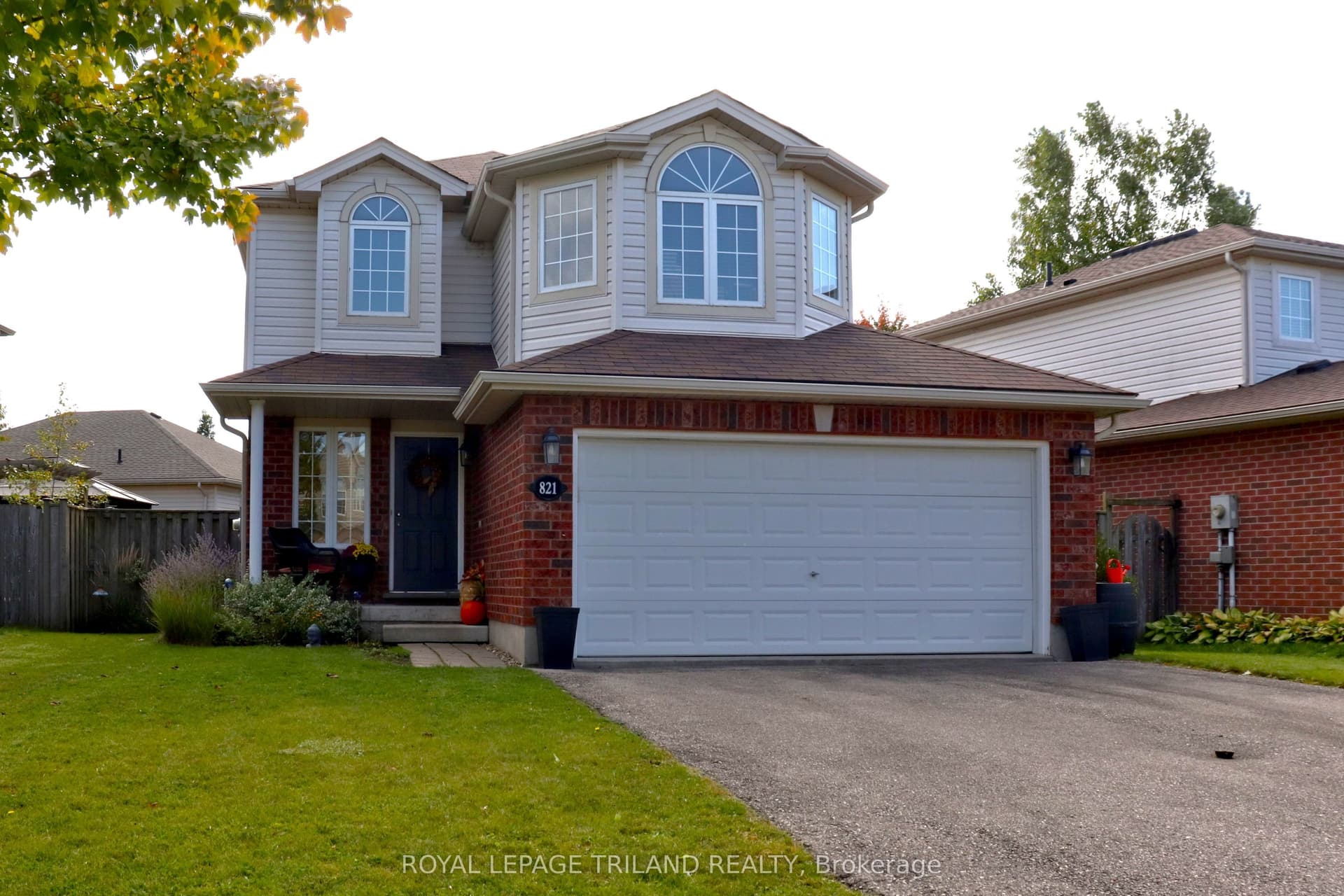 921 Sprucewood Drive, London North, ON N5X 4L8