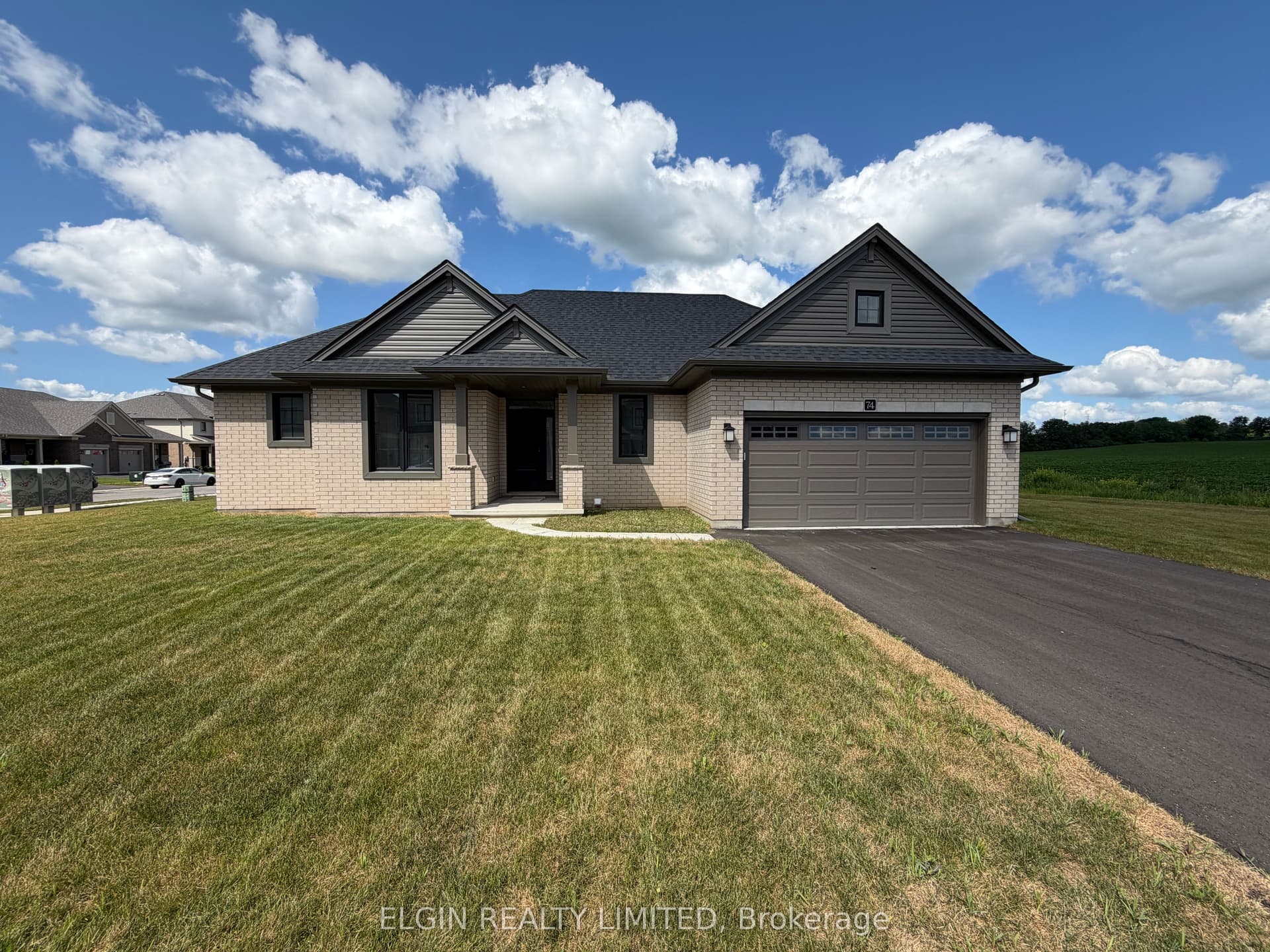 74 Braun Avenue, Tillsonburg, ON N4G 0K4