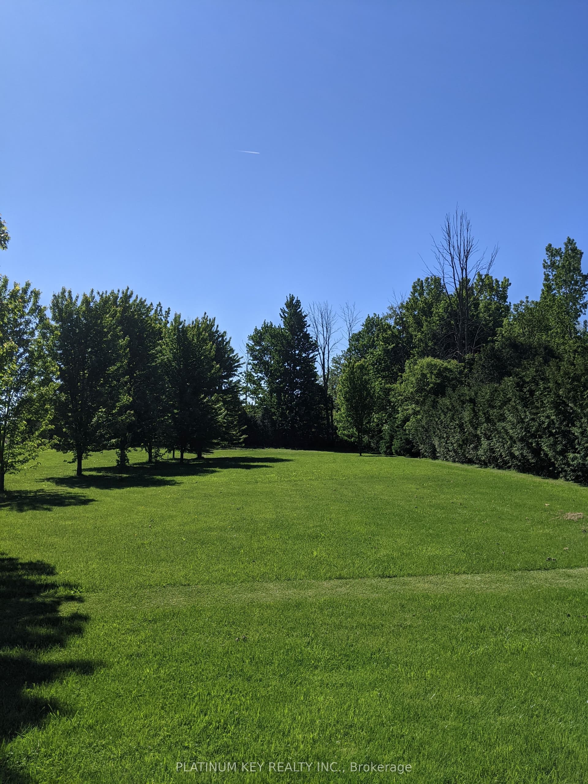PT1 PETER Street, Strathroy-Caradoc, ON N0L 1T0