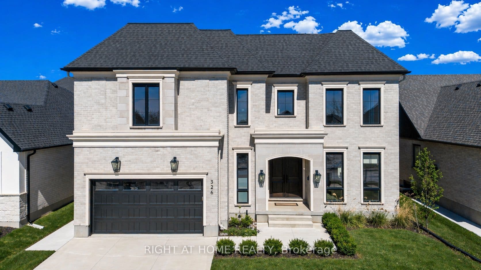 326 Manhattan Drive, London South, ON N6K 4M7