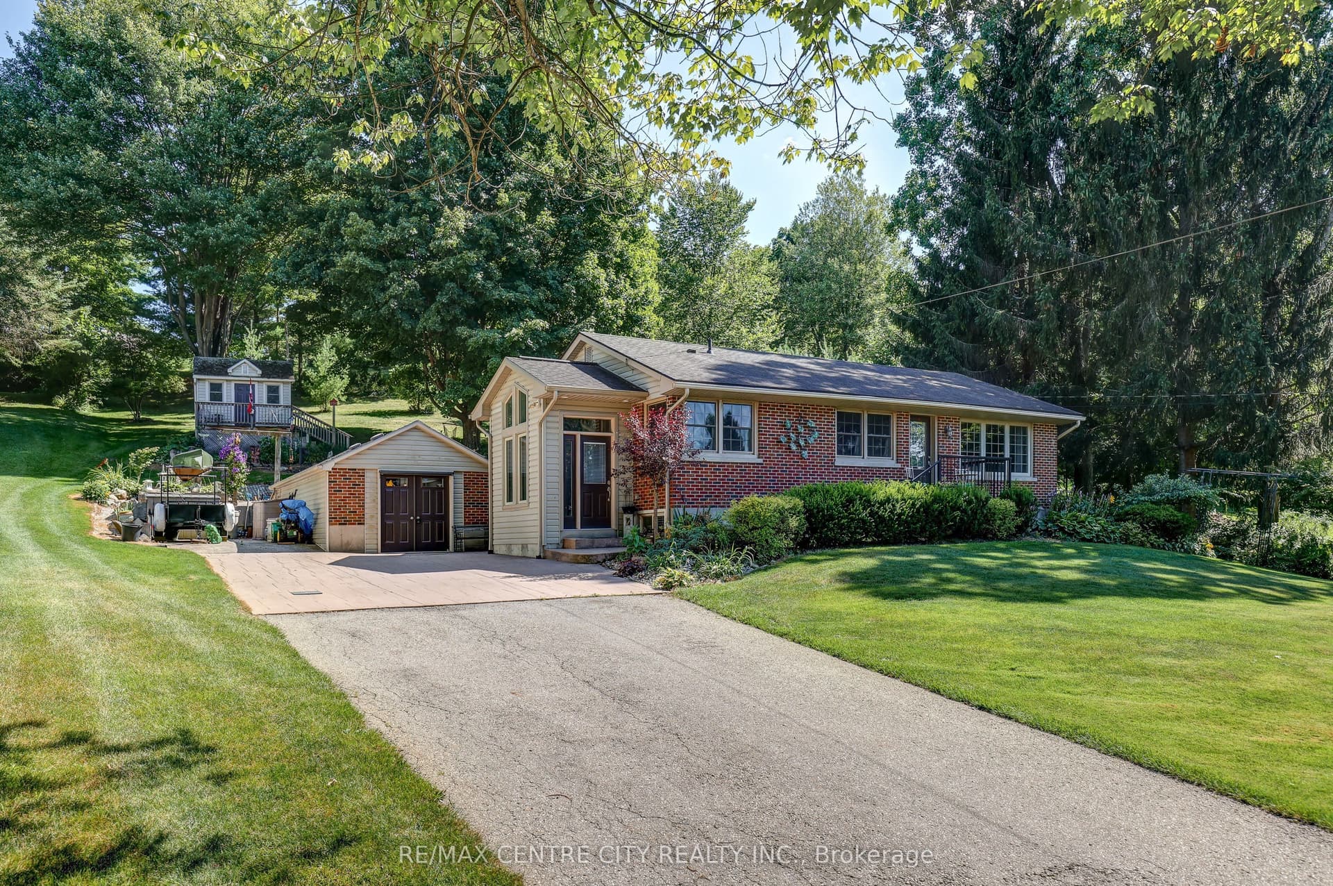 4766 SUNSET Road, Central Elgin, ON N5L 1J1
