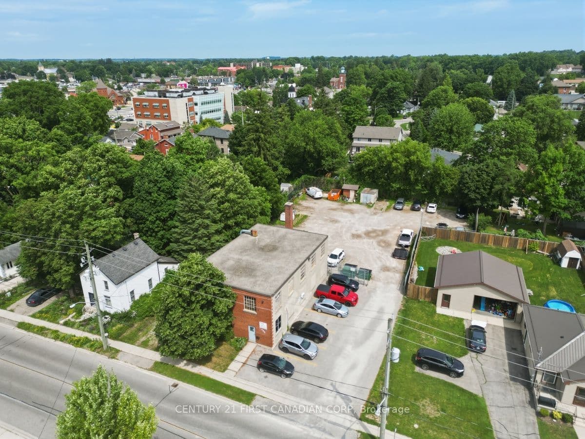 745 Hounsfield Street, Woodstock, ON N4S 1P6