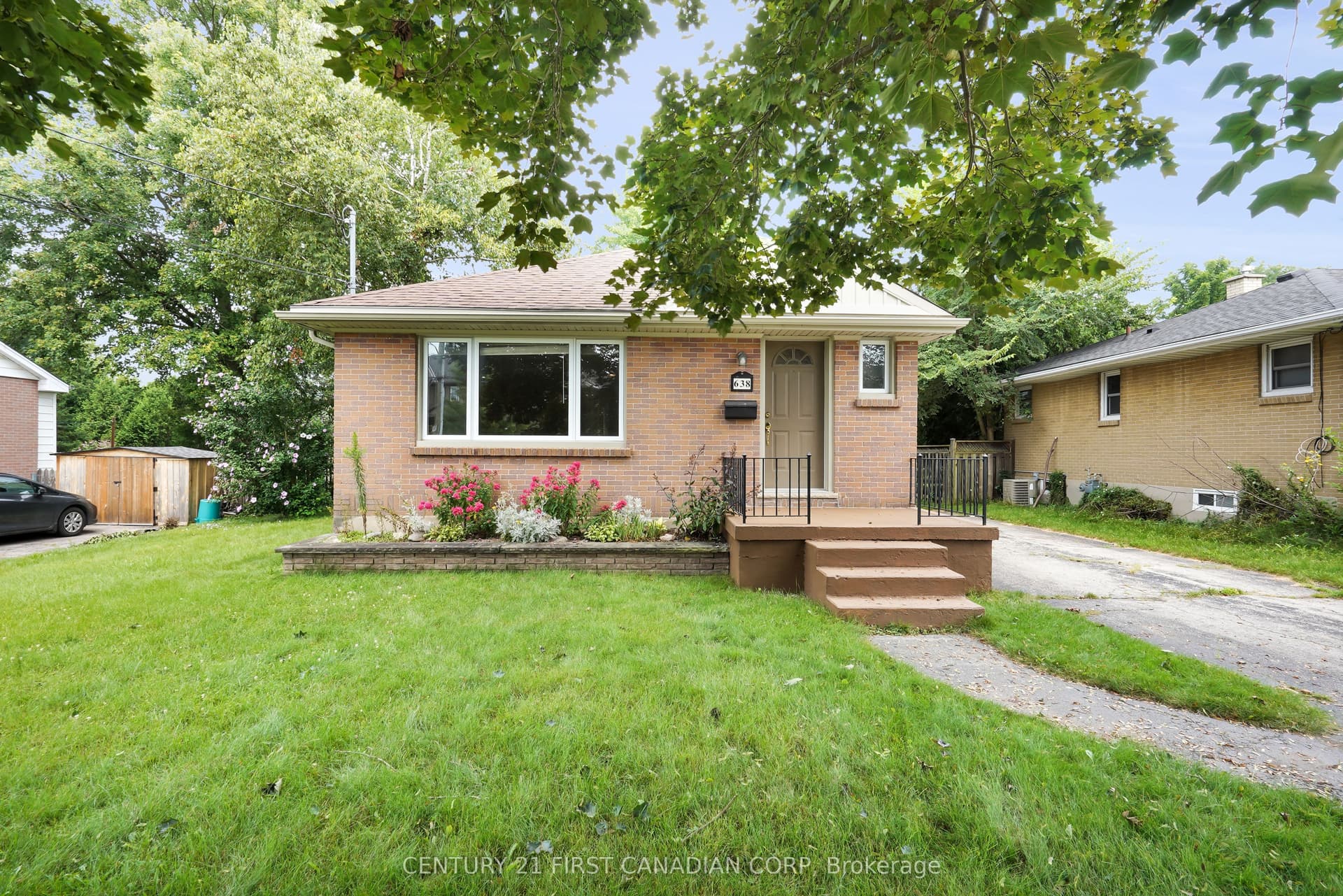 638 Tennent Avenue Upper Level, London North, ON N5X 1L6