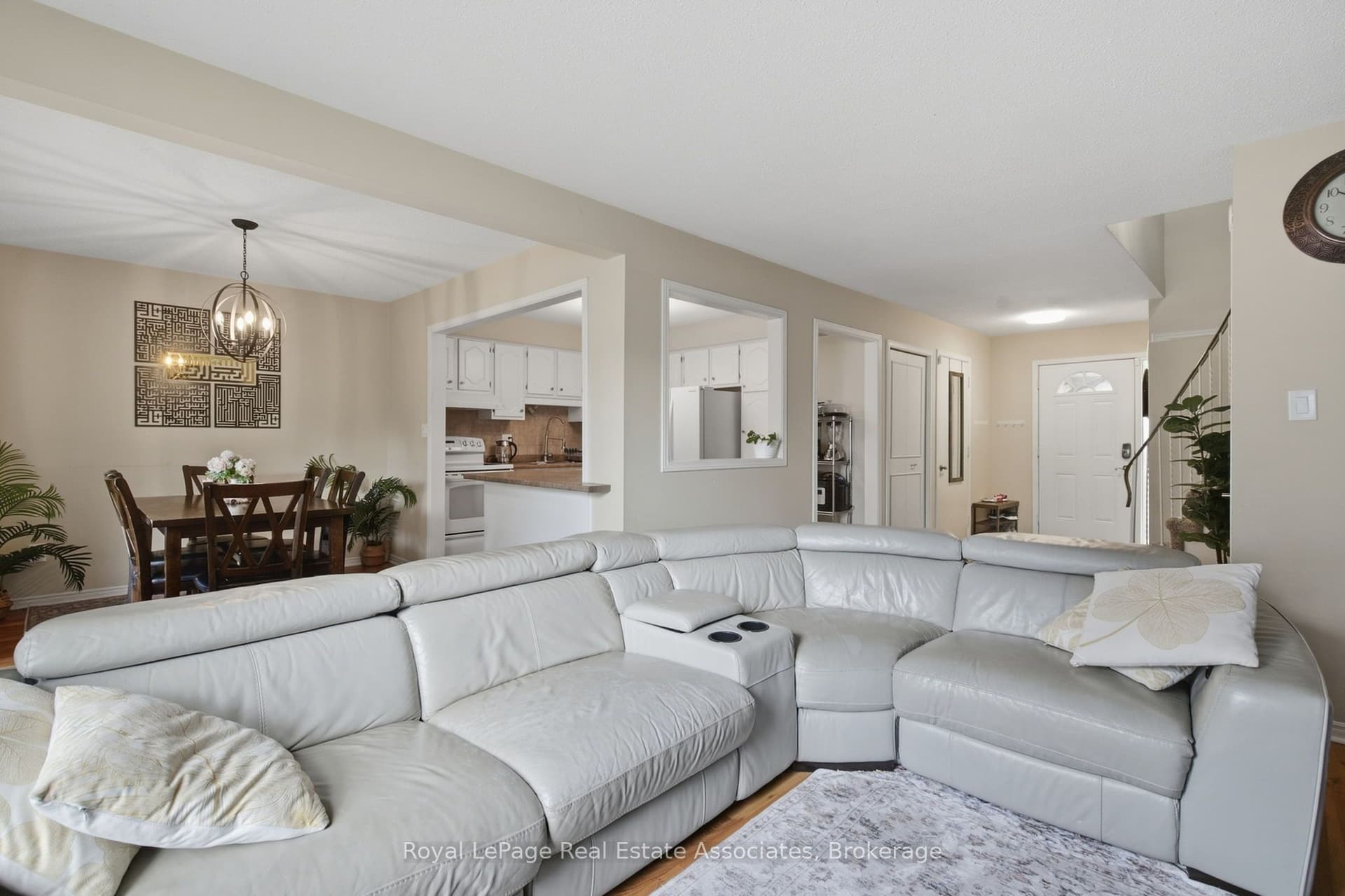 1693 ATTAWANDARON Road 1917, London North, ON N6G 3M7
