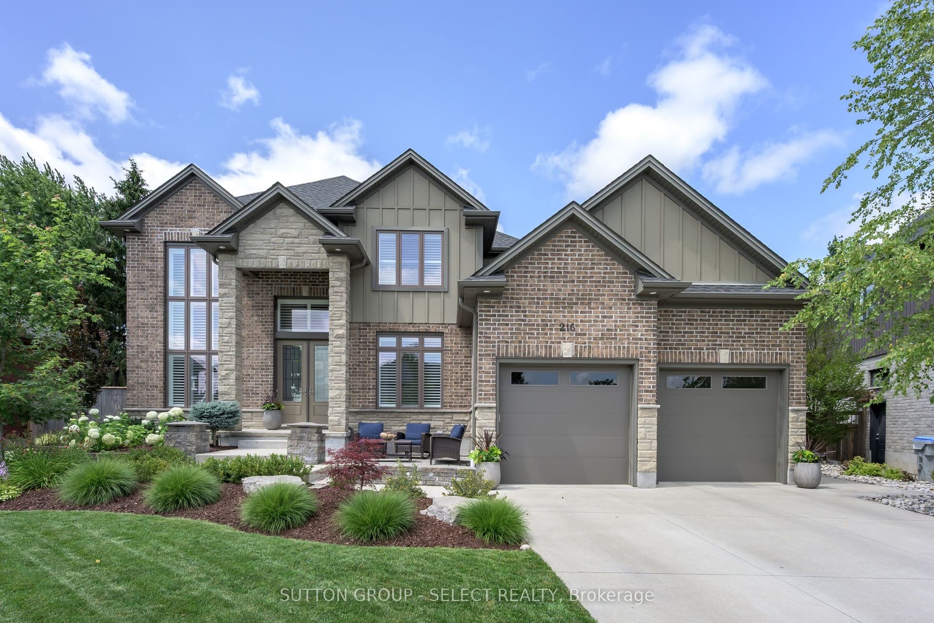 216 Martin Drive, Middlesex Centre, ON N0M 2A0