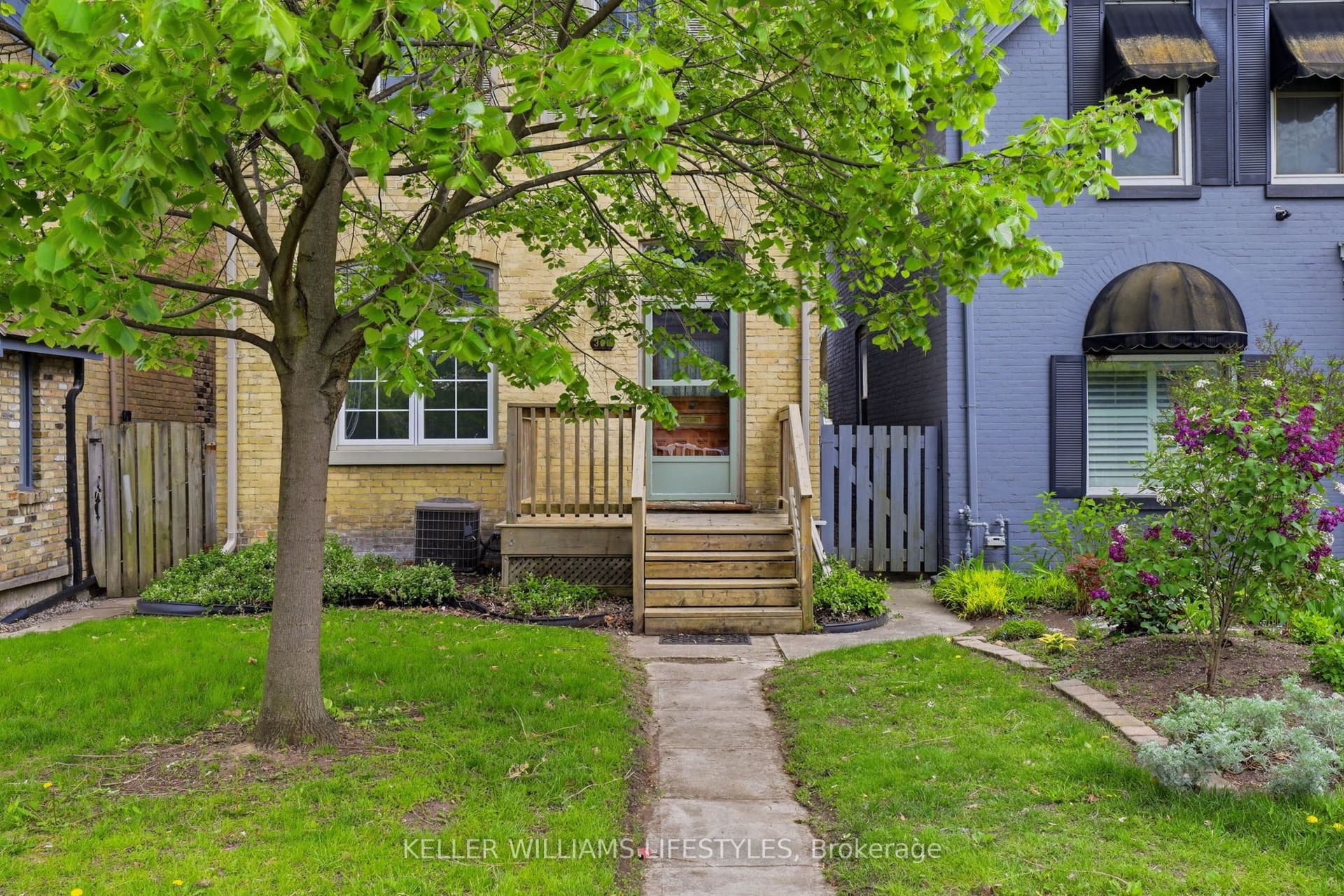 303 Pall Mall Street, London East, ON N6B 2G8